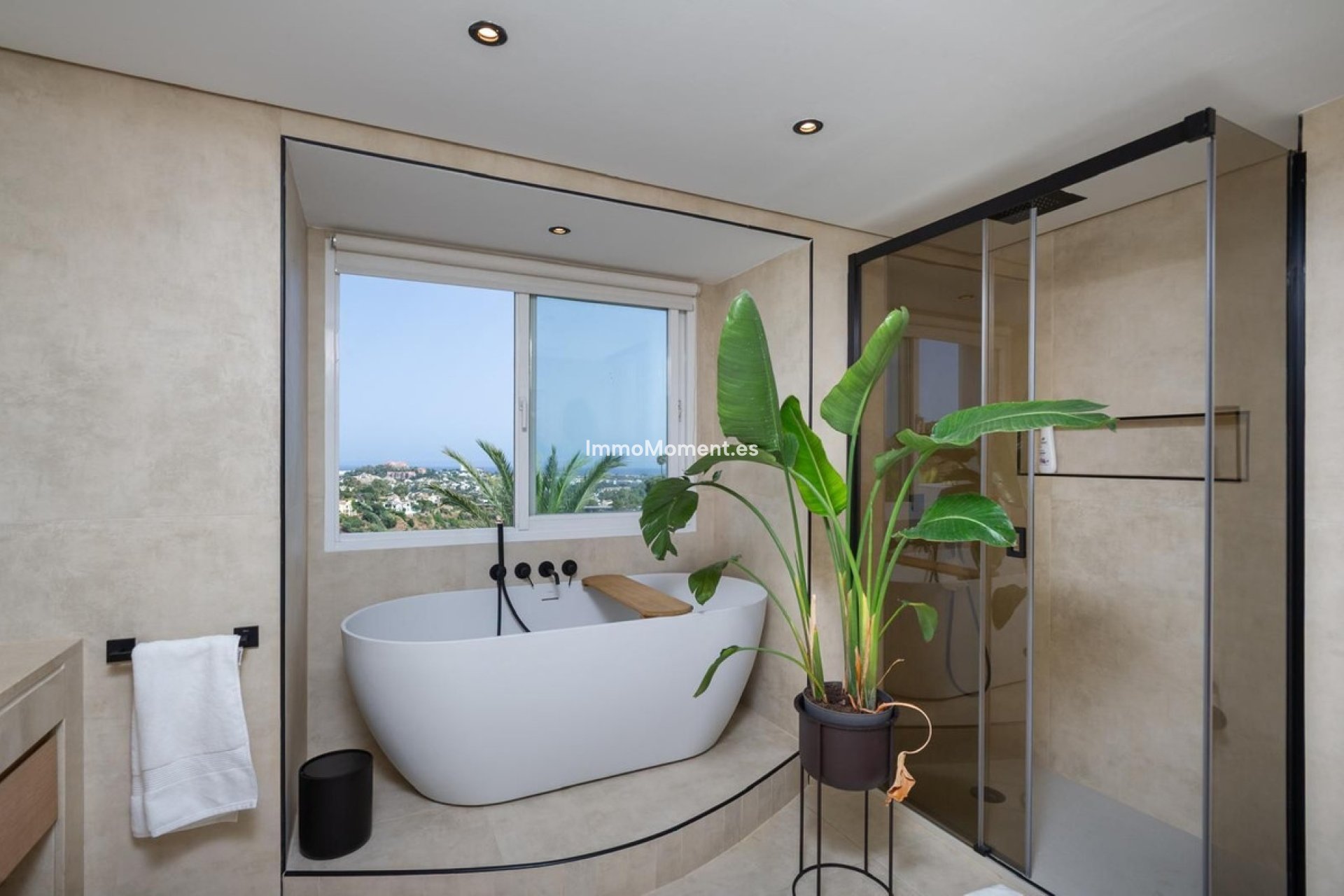 Resale - Apartment - Benahavís - La Quinta