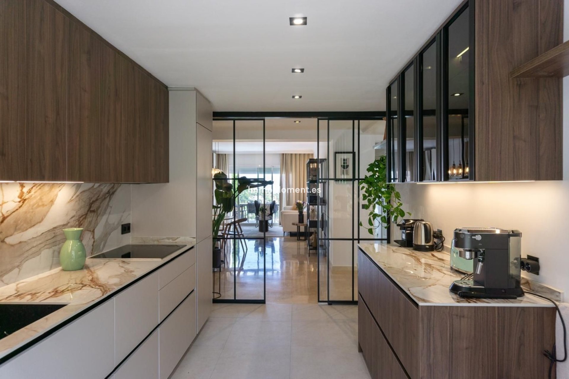 Resale - Apartment - Benahavís - La Quinta