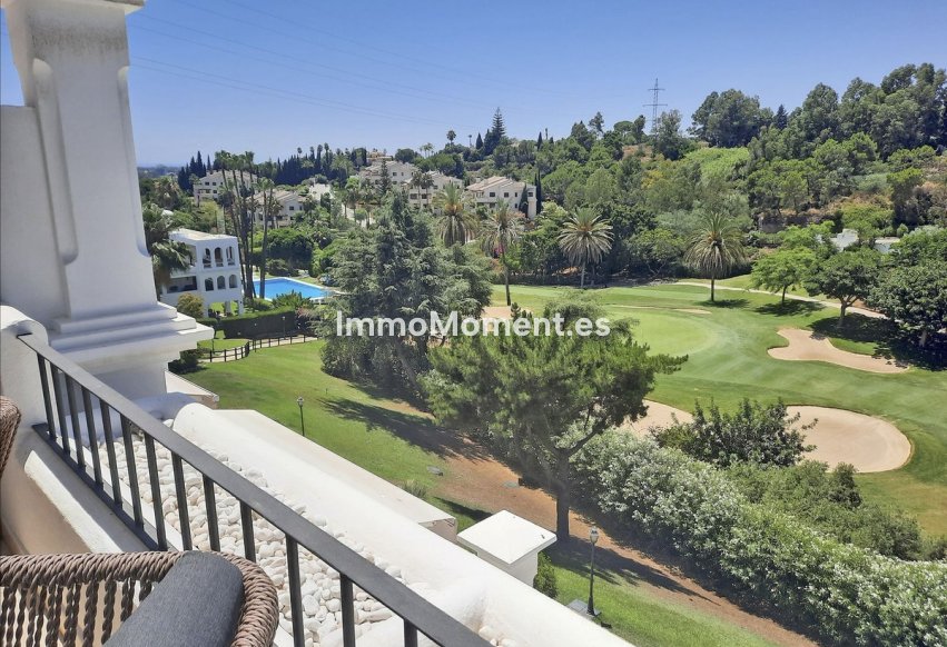 Resale - Apartment - Benahavís - La Quinta