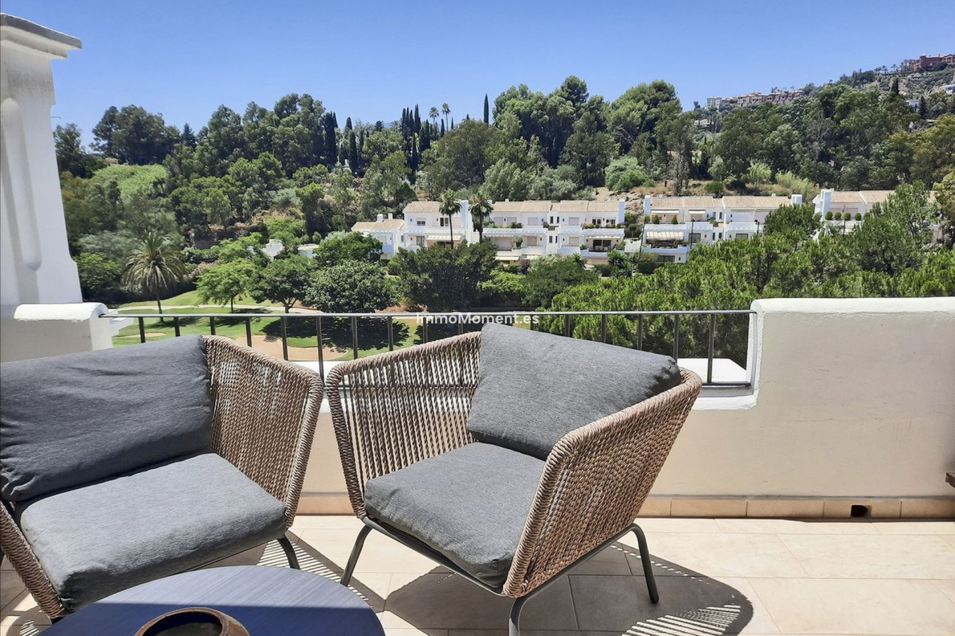 Resale - Apartment - Benahavís - La Quinta