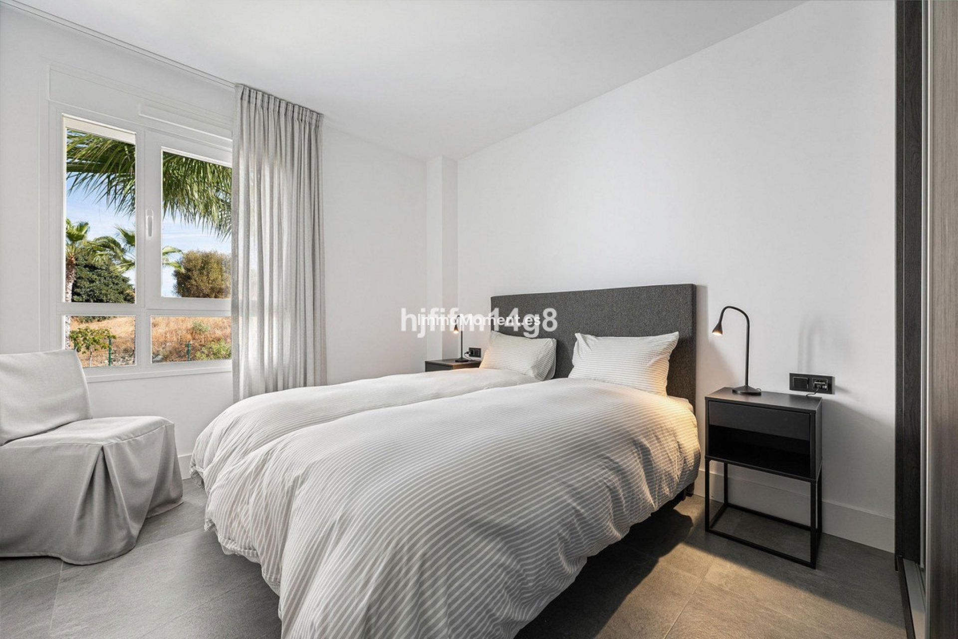 Resale - Apartment - Benahavís - La Quinta