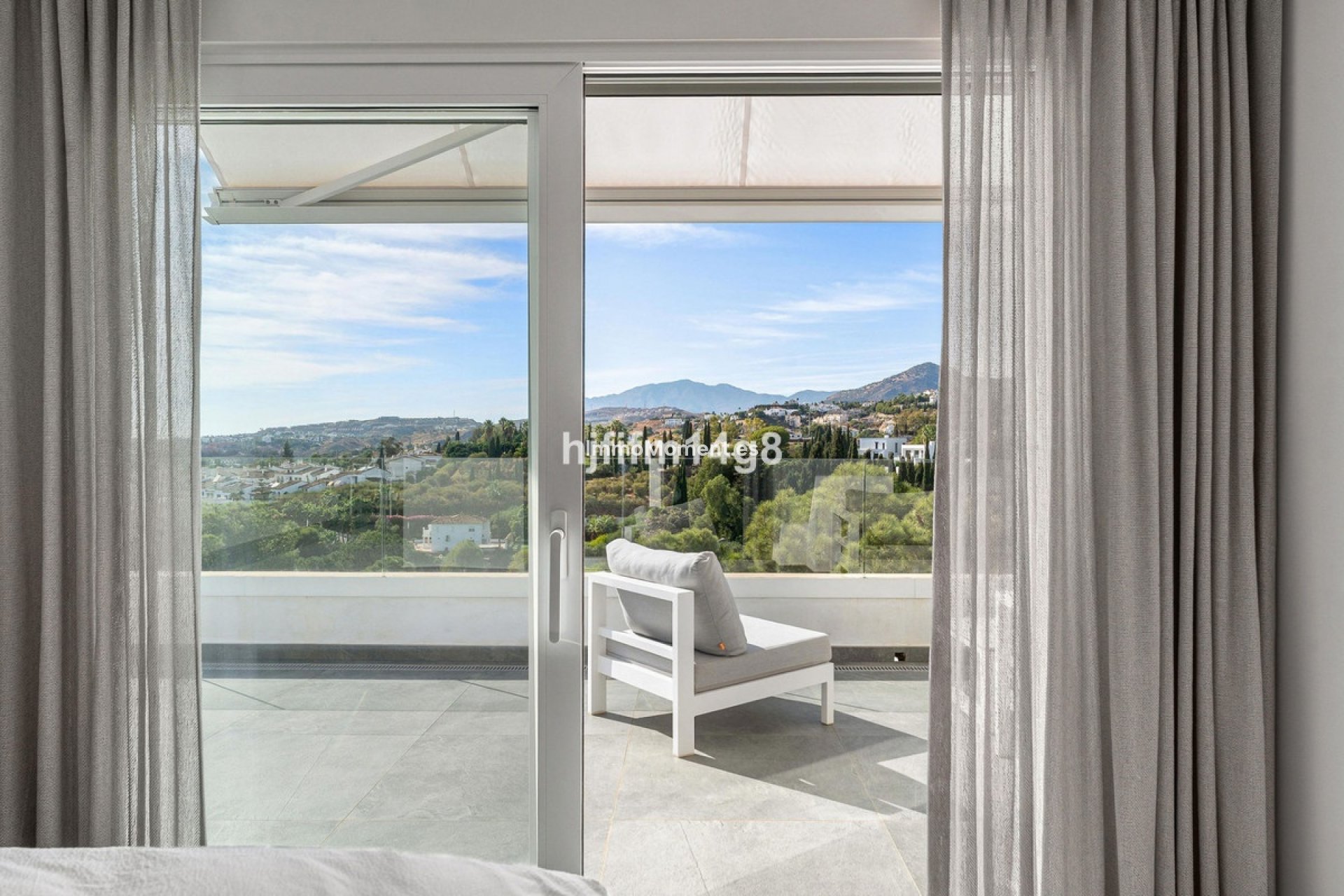 Resale - Apartment - Benahavís - La Quinta