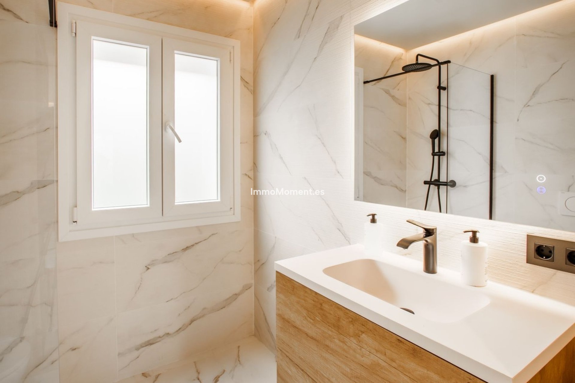 Resale - Apartment - Benahavís - La Quinta