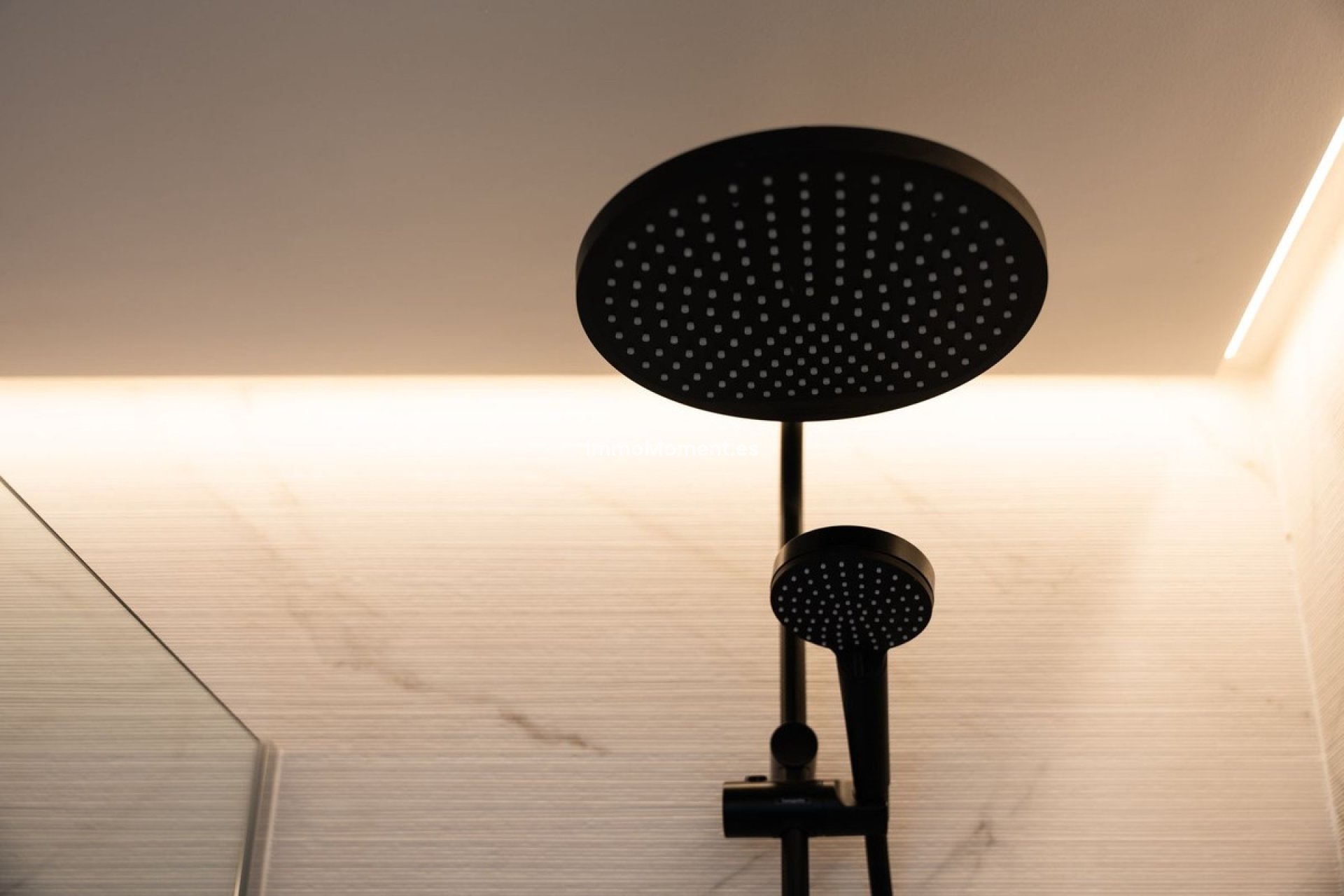 Resale - Apartment - Benahavís - La Quinta