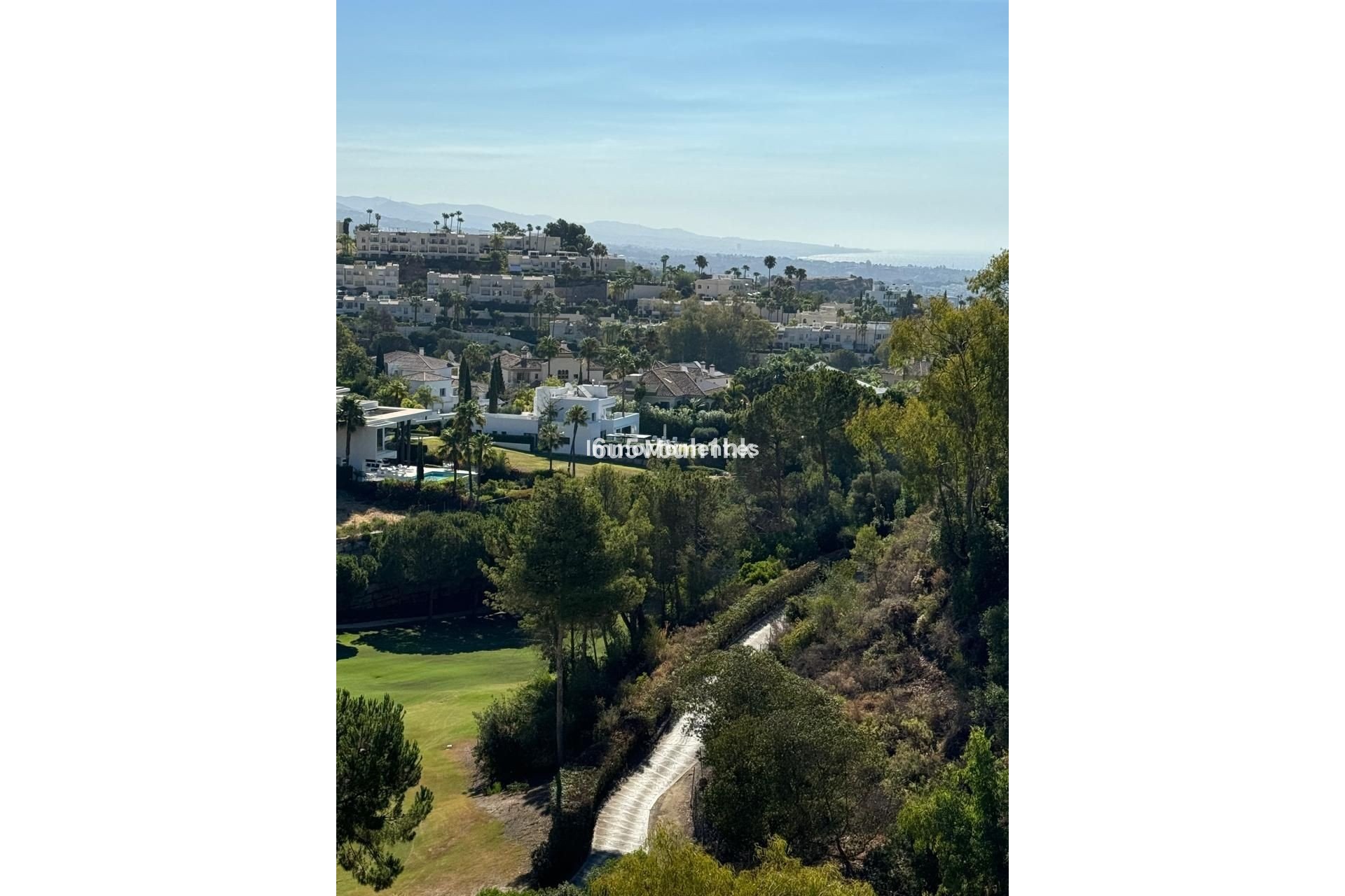 Resale - Apartment - Benahavís - La Quinta