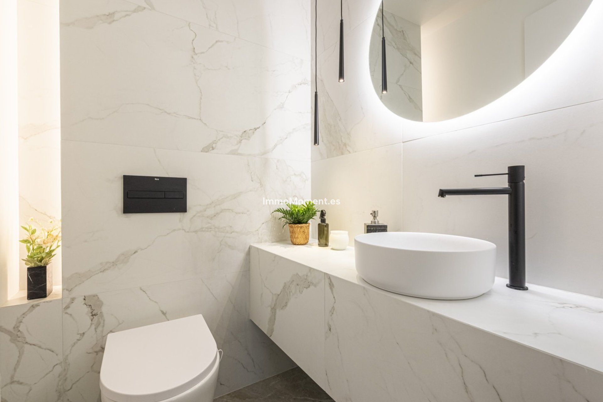 Resale - Apartment - Benahavís - La Quinta