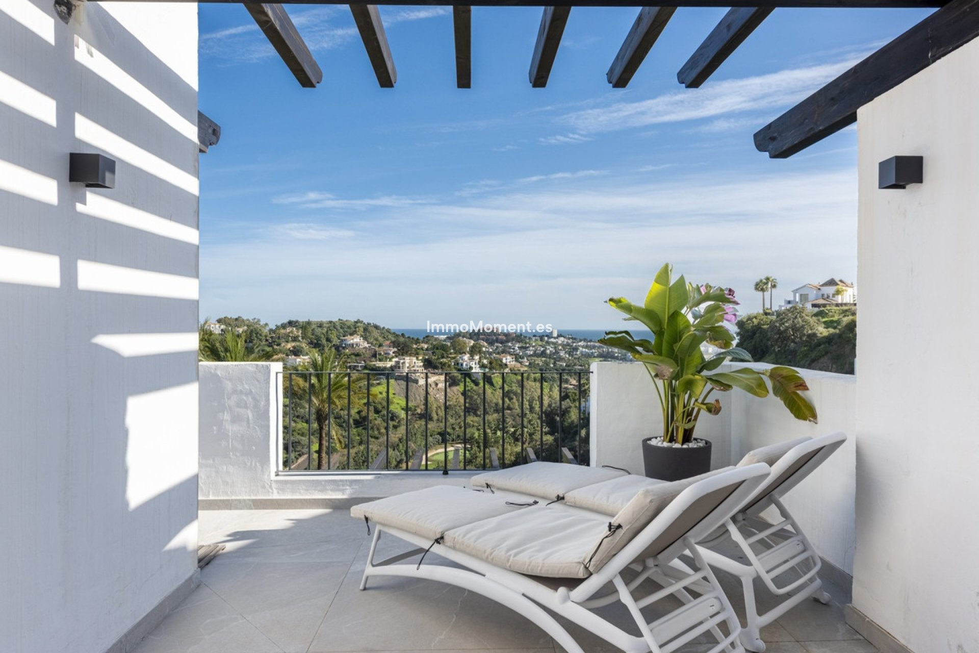 Resale - Apartment - Benahavís - La Quinta