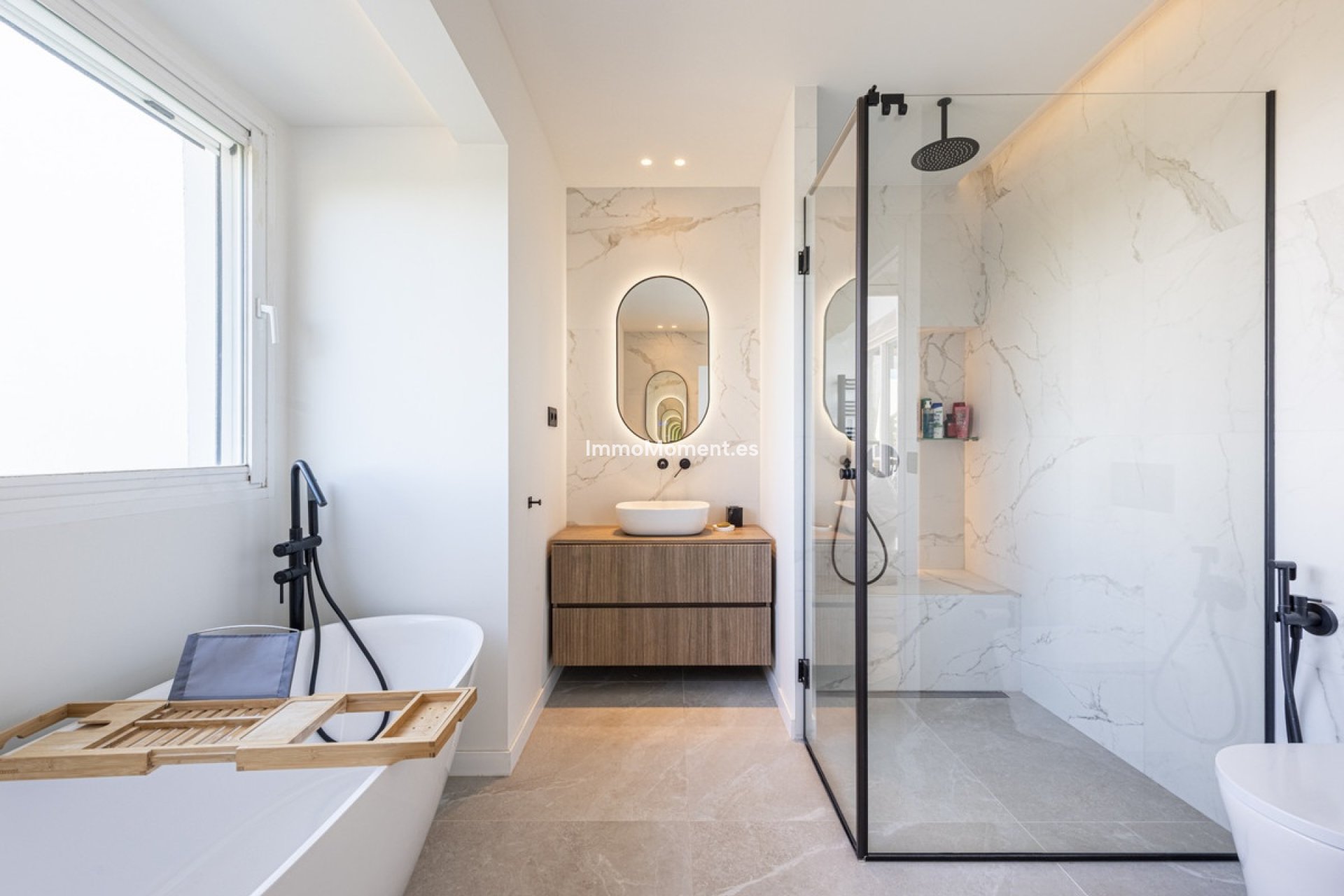 Resale - Apartment - Benahavís - La Quinta