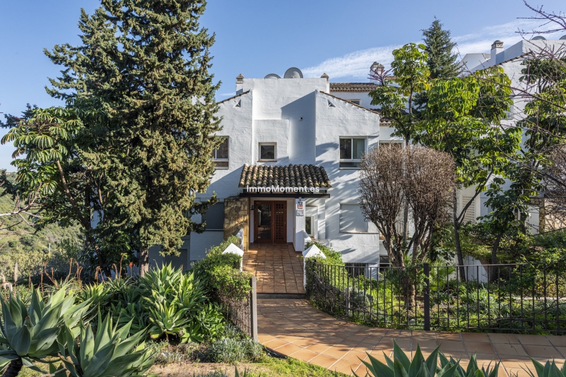 Resale - Apartment - Benahavís - La Quinta