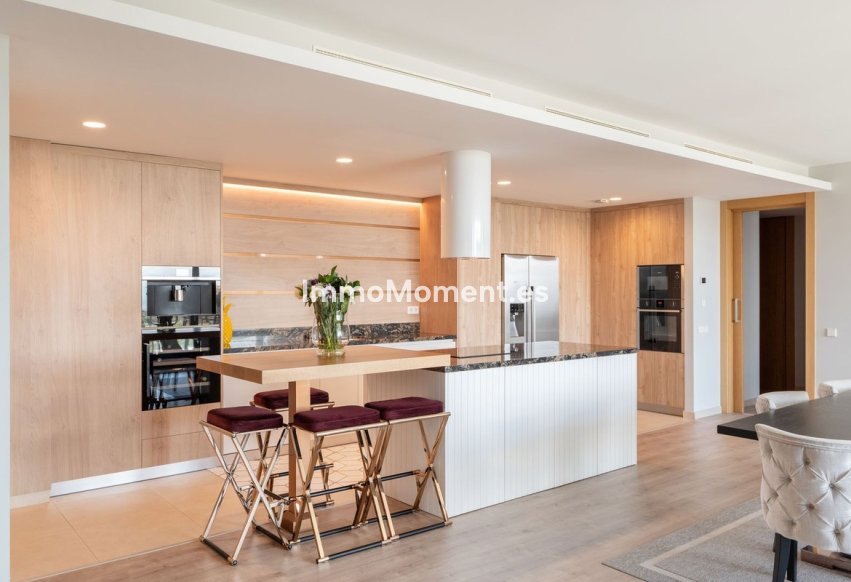 Resale - Apartment - Benahavís - La Quinta