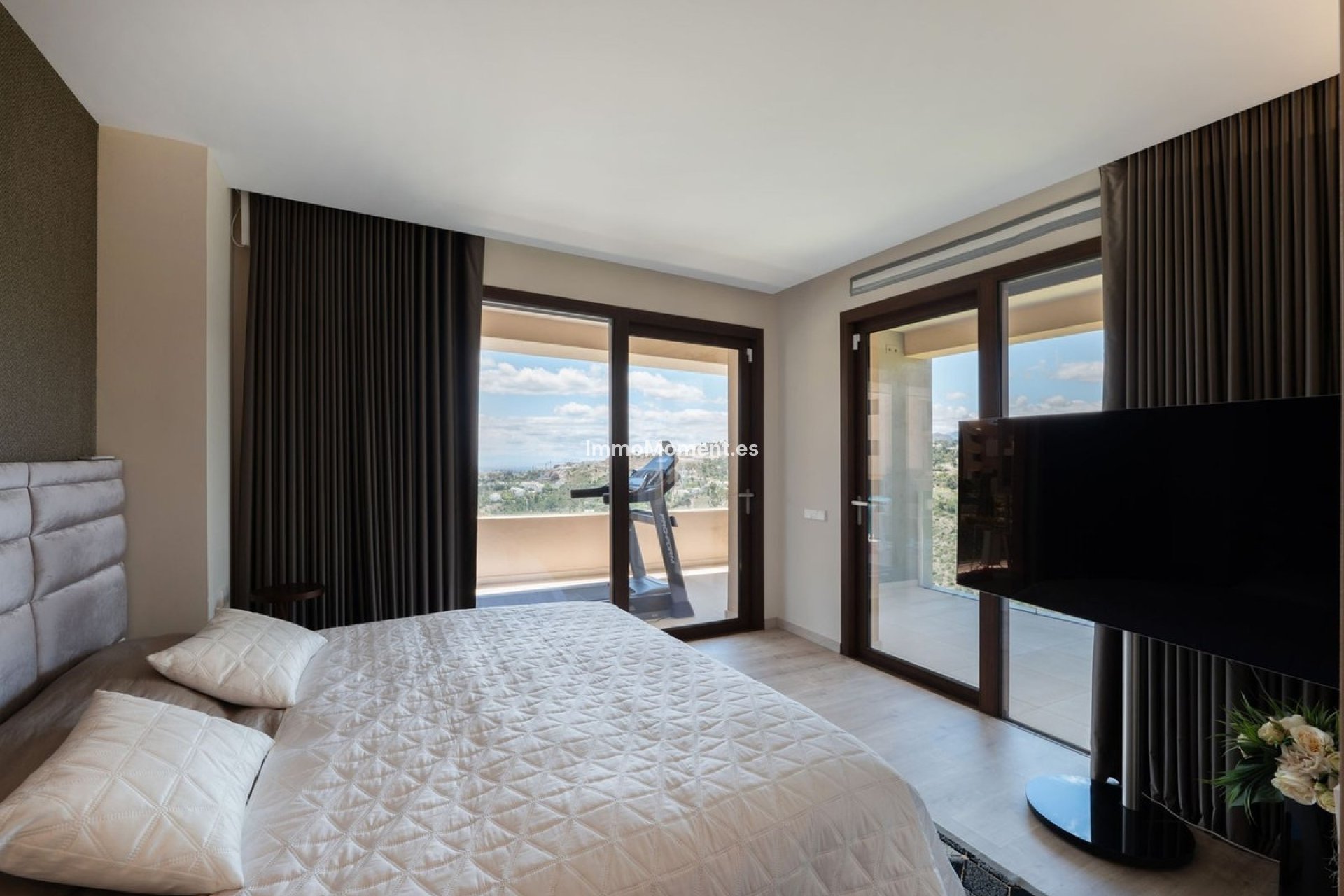 Resale - Apartment - Benahavís - La Quinta