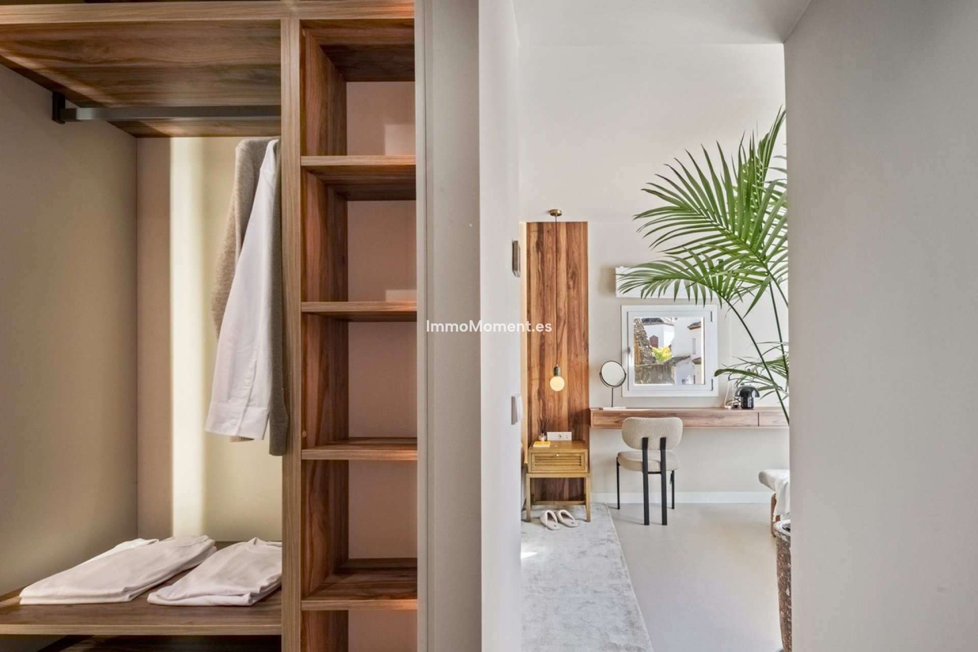 Resale - Apartment - Benahavís - La Quinta