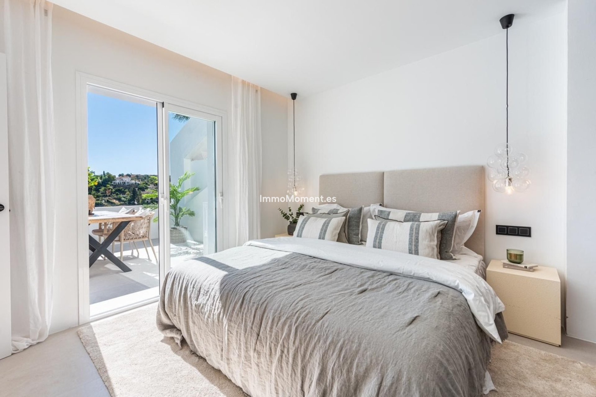 Resale - Apartment - Benahavís - La Quinta