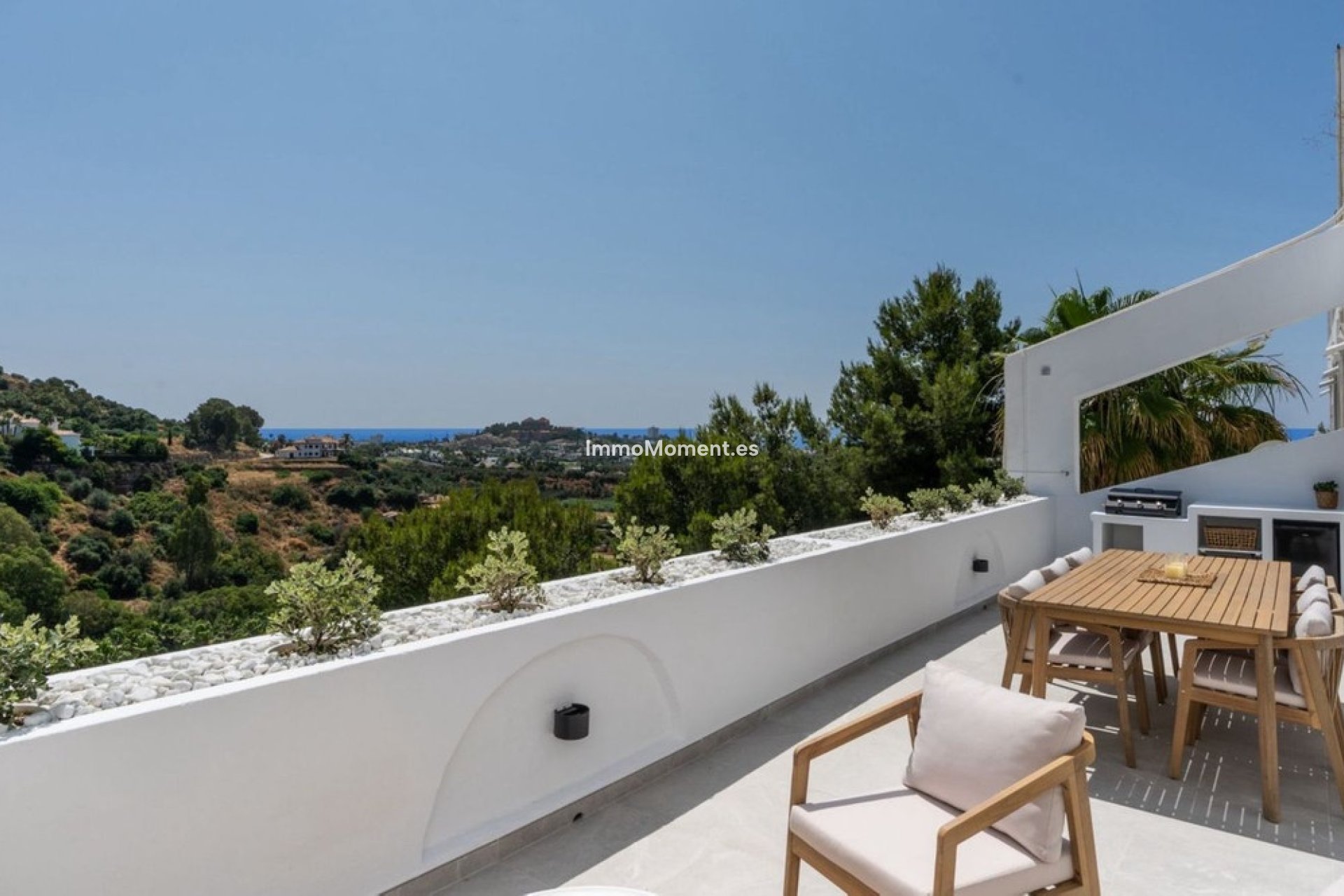 Resale - Apartment - Benahavís - La Quinta