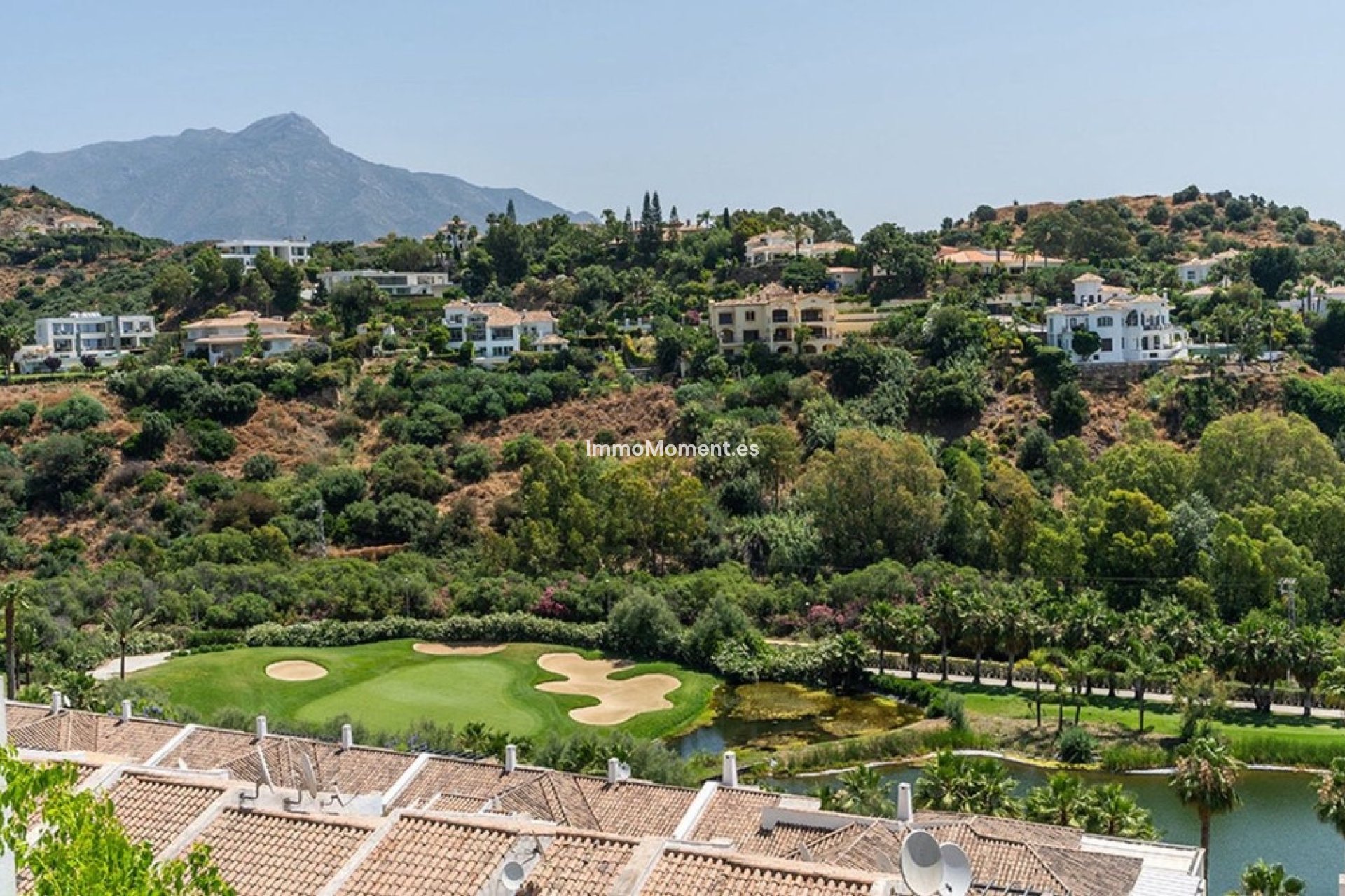 Resale - Apartment - Benahavís - La Quinta