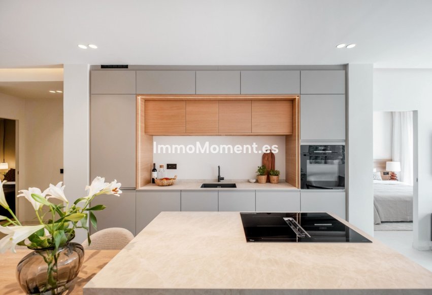 Resale - Apartment - Benahavís - La Quinta