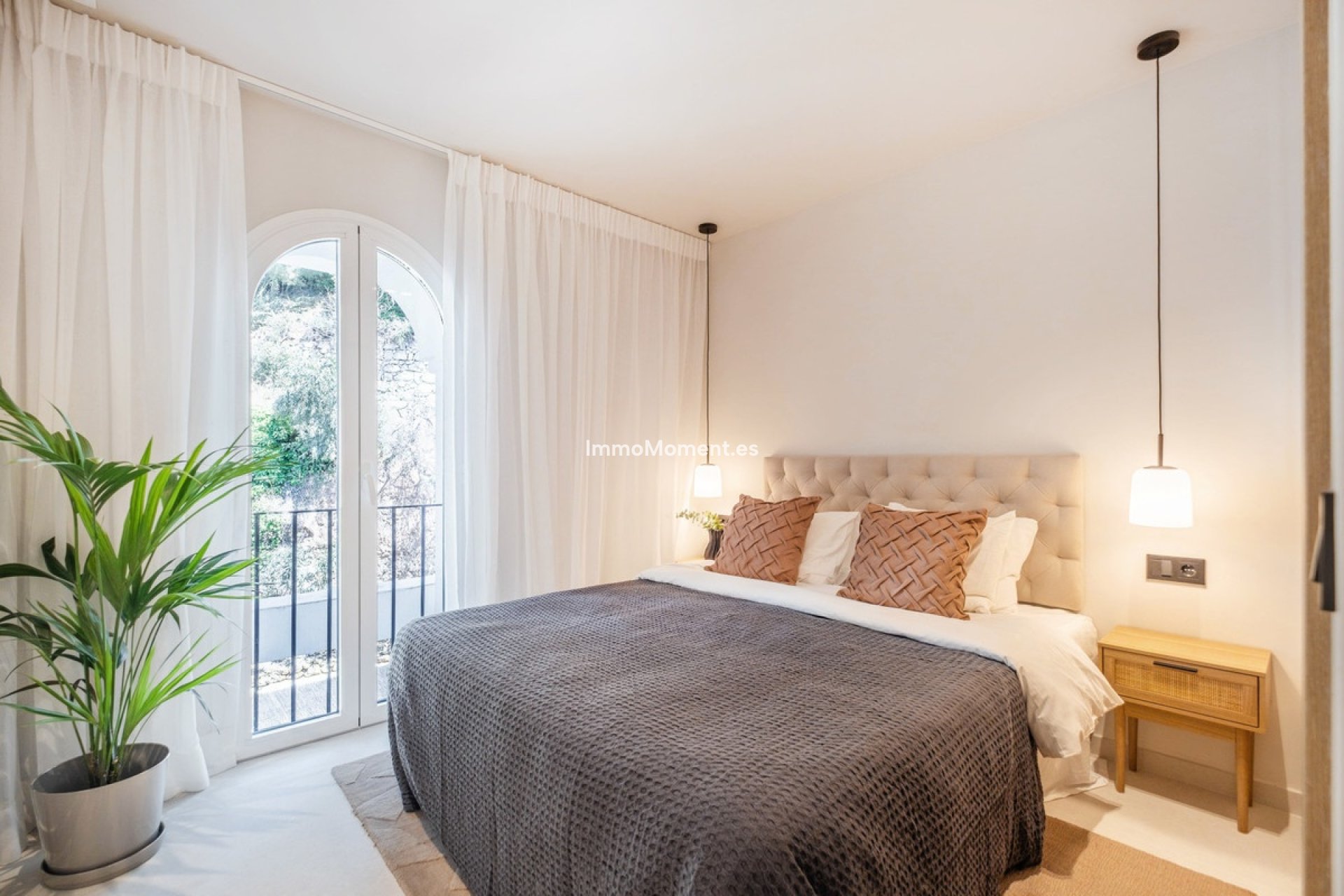 Resale - Apartment - Benahavís - La Quinta