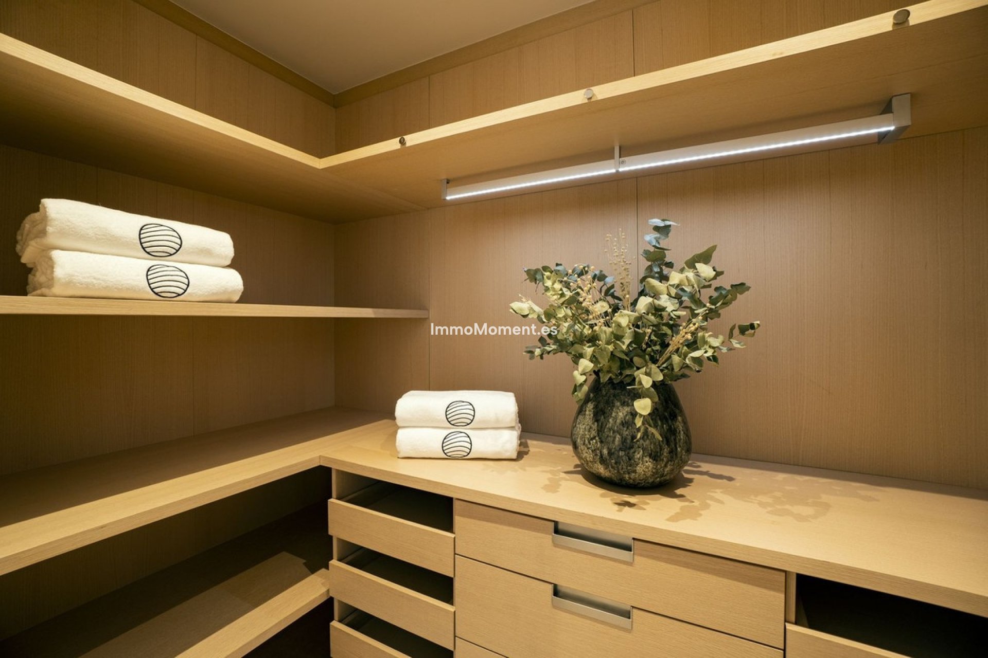 Resale - Apartment - Benahavís - La Quinta