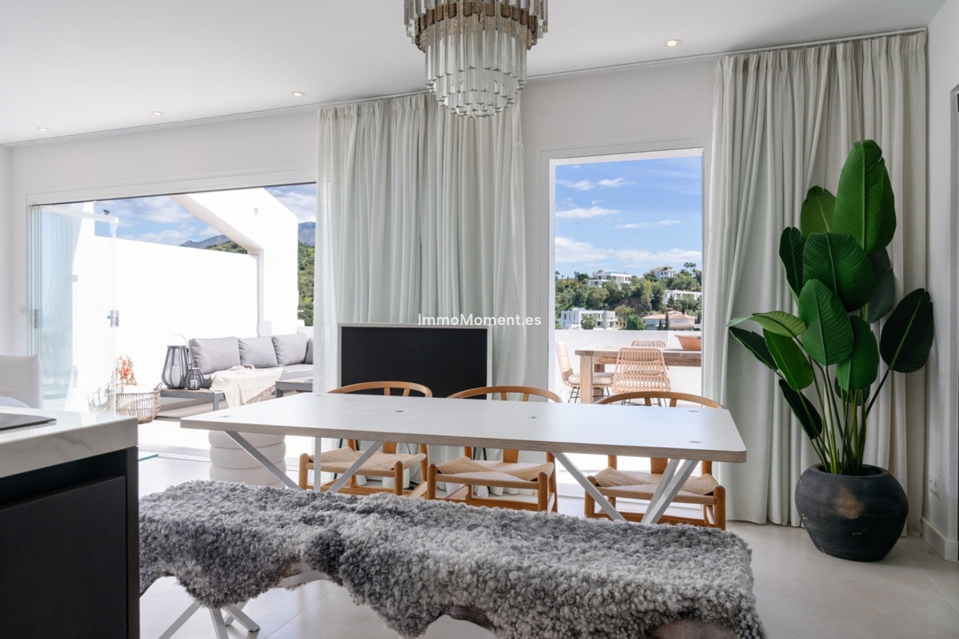 Resale - Apartment - Benahavís - La Quinta