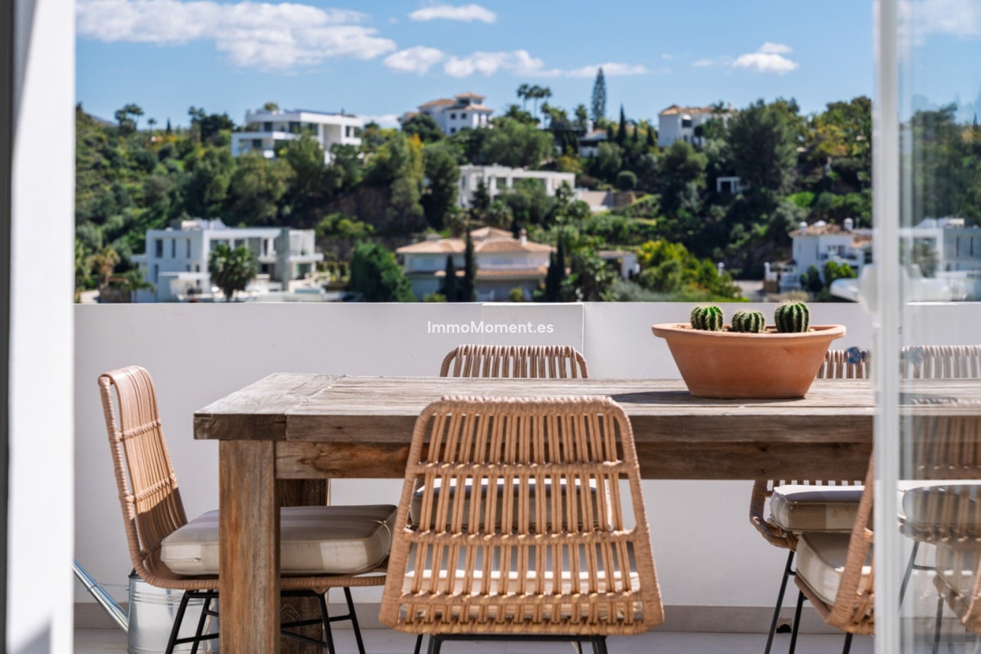 Resale - Apartment - Benahavís - La Quinta