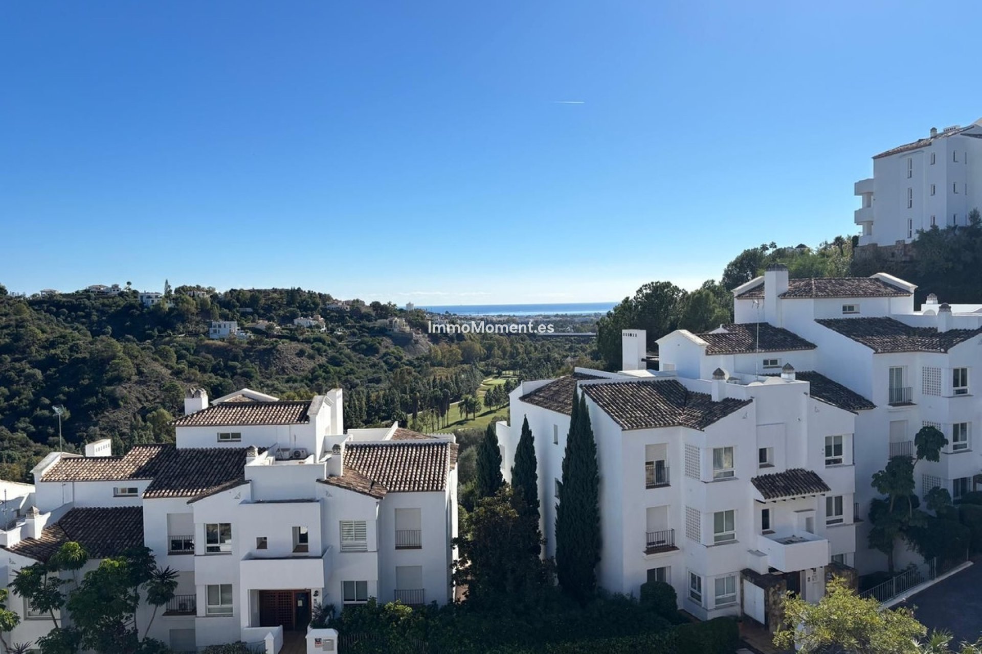 Resale - Apartment - Benahavís - La Quinta