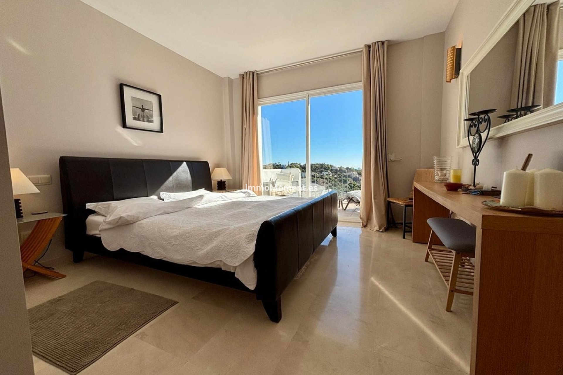 Resale - Apartment - Benahavís - La Quinta