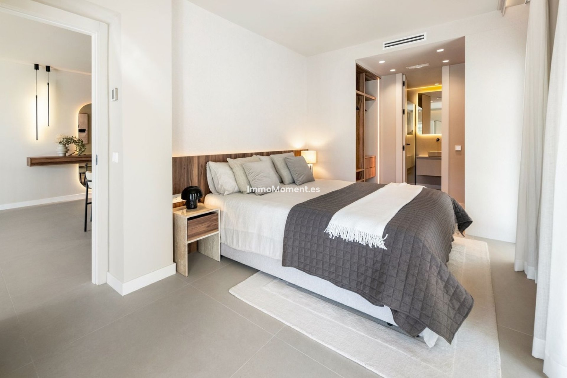 Resale - Apartment - Benahavís - La Quinta