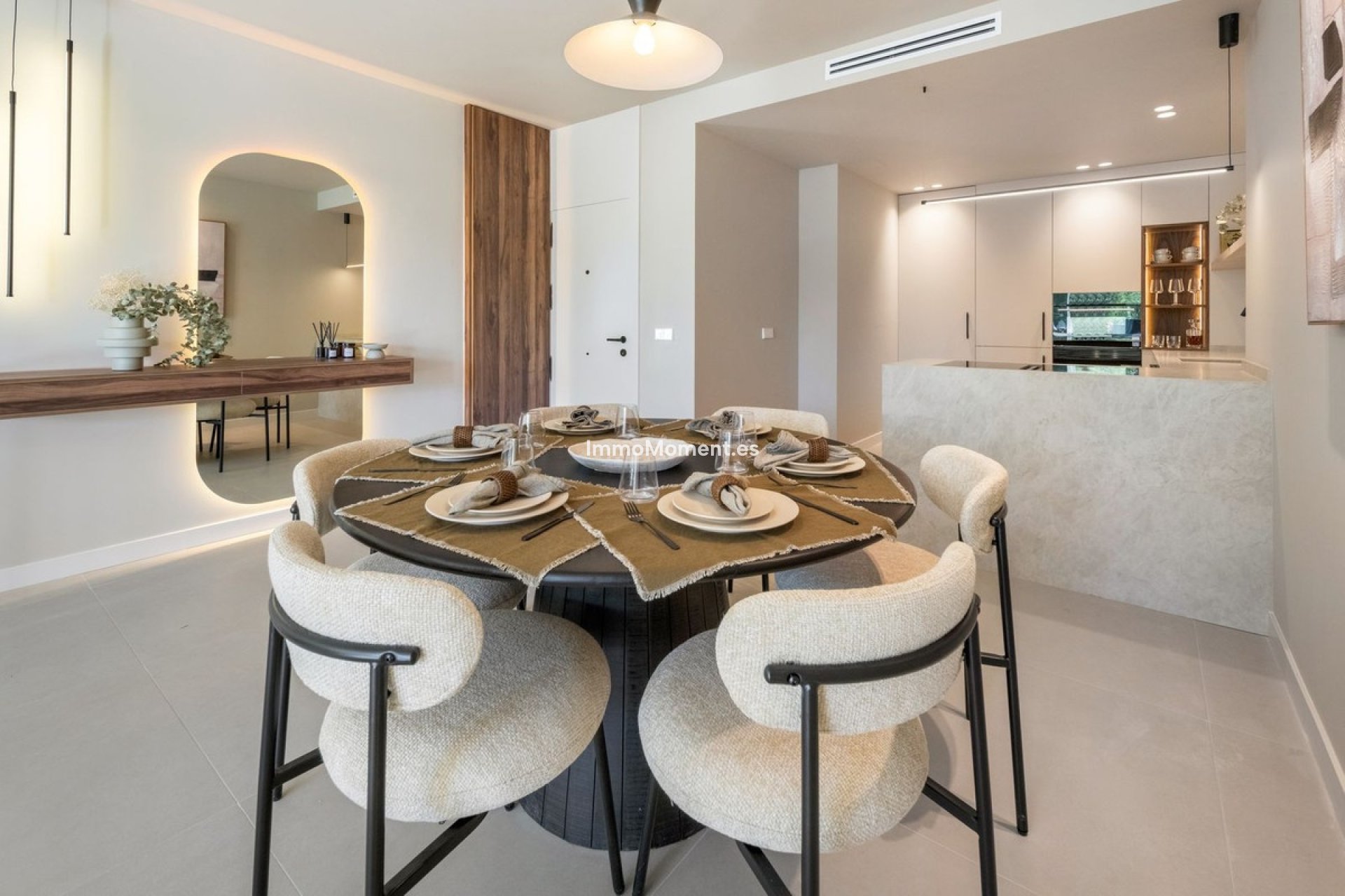 Resale - Apartment - Benahavís - La Quinta