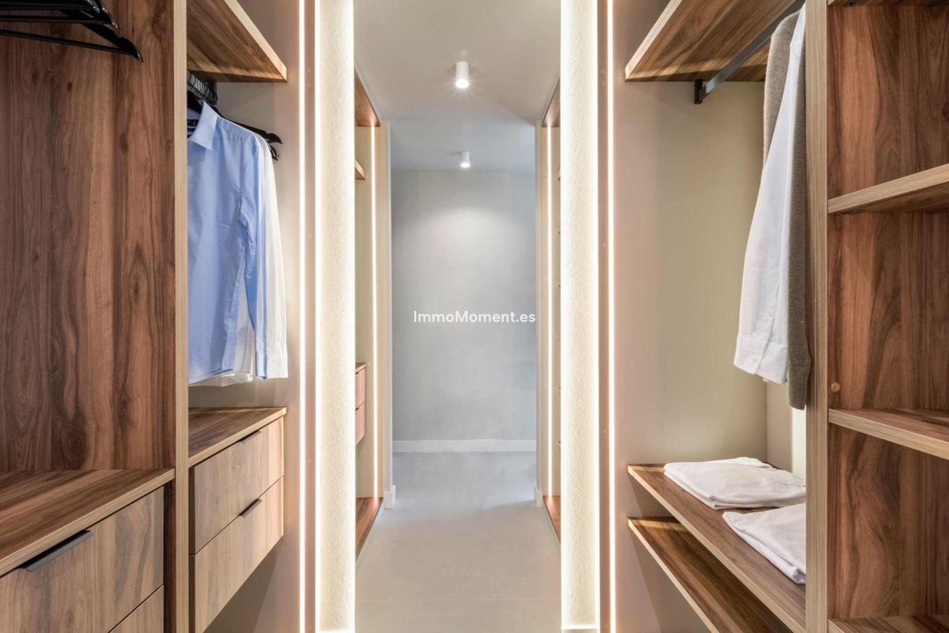 Resale - Apartment - Benahavís - La Quinta