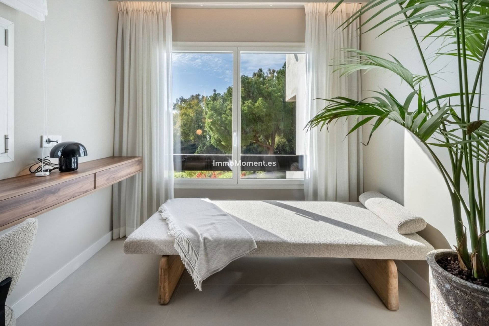 Resale - Apartment - Benahavís - La Quinta