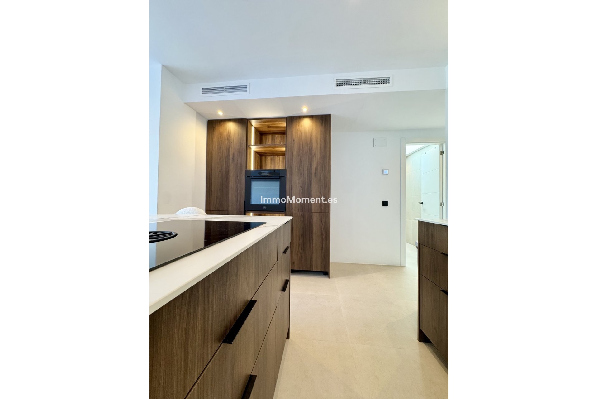 Resale - Apartment - Benahavís - La Quinta