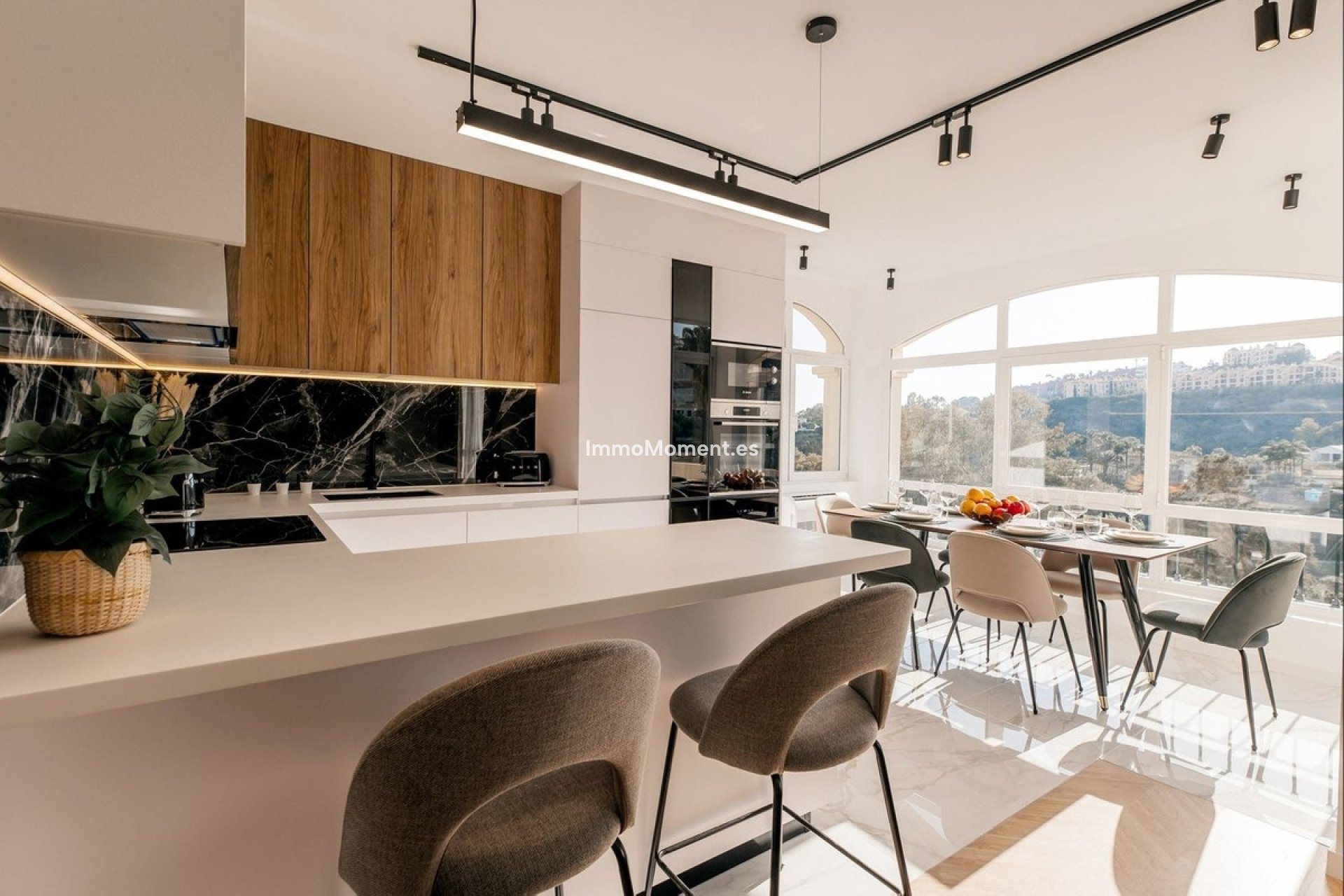 Resale - Apartment - Benahavís - La Quinta