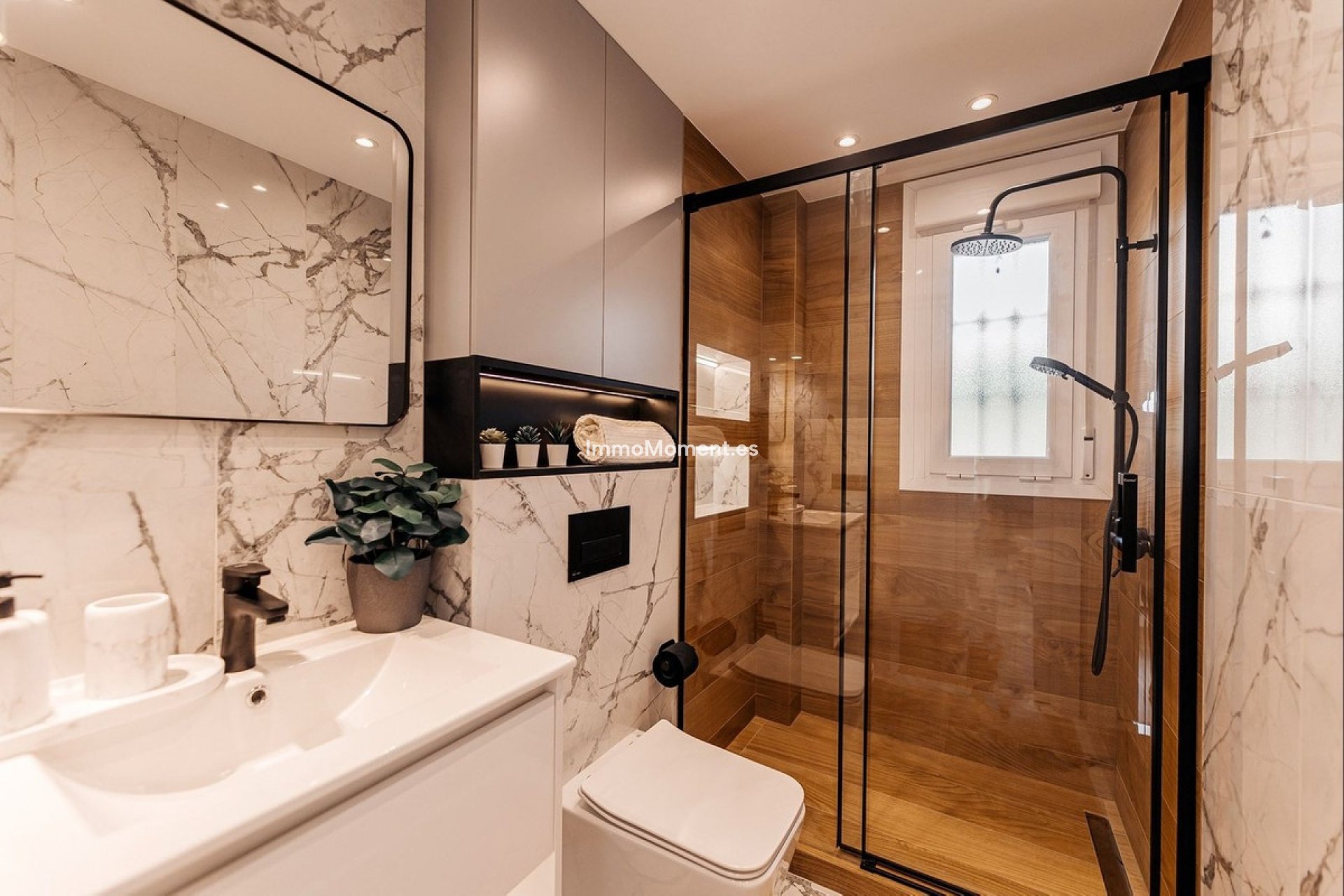 Resale - Apartment - Benahavís - La Quinta