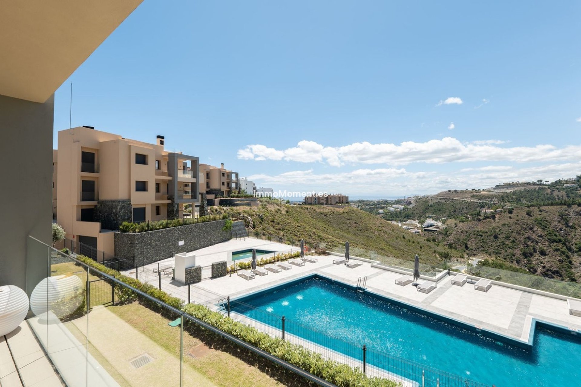 Resale - Apartment - Benahavís - La Quinta