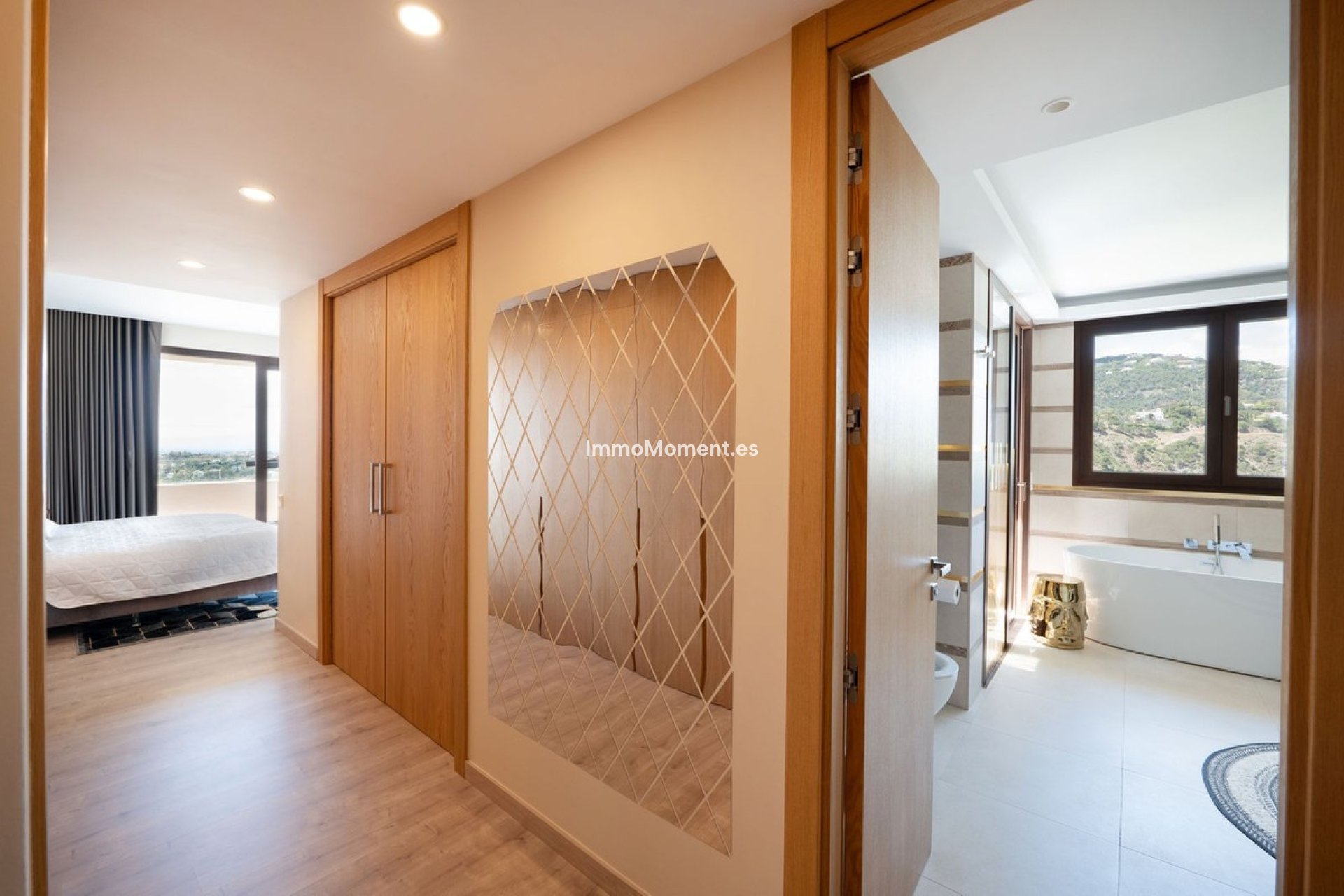 Resale - Apartment - Benahavís - La Quinta