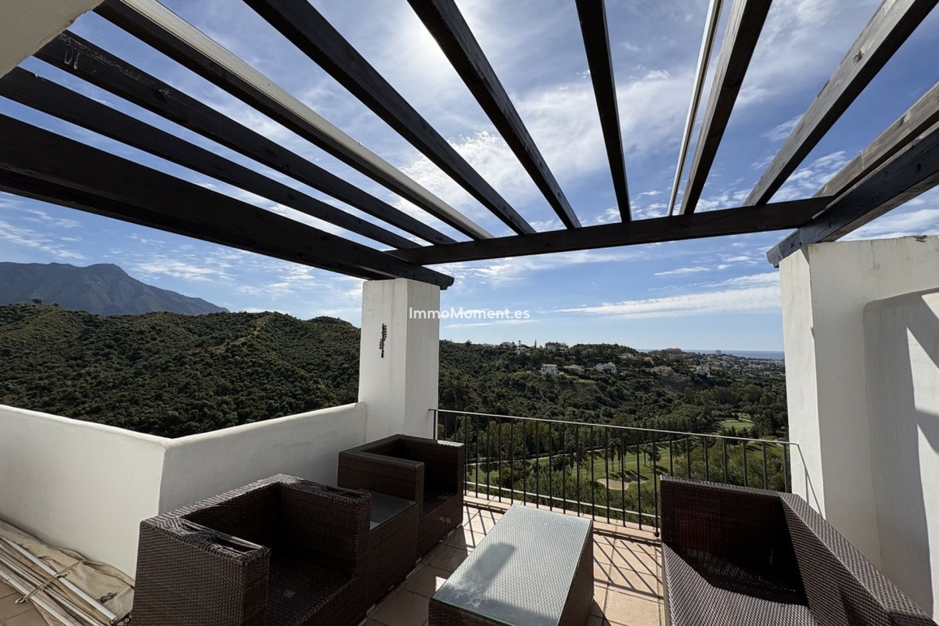 Resale - Apartment - Benahavís - La Quinta
