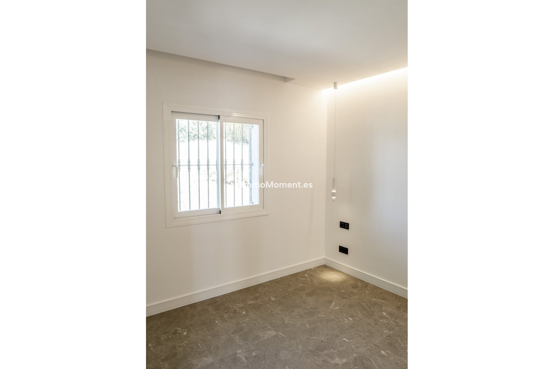 Resale - Apartment - Benahavís - La Quinta