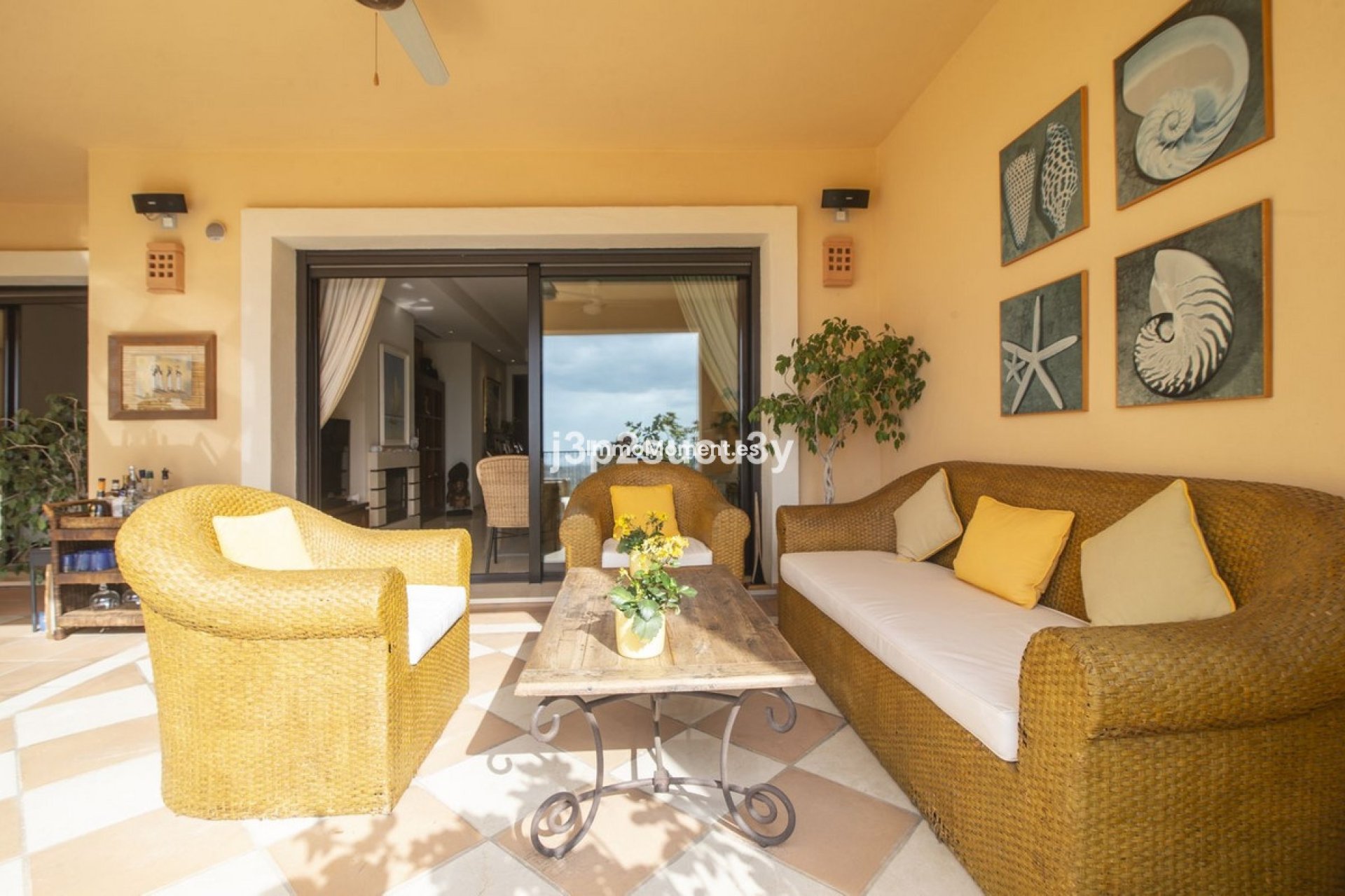 Resale - Apartment - Benahavís - La Quinta