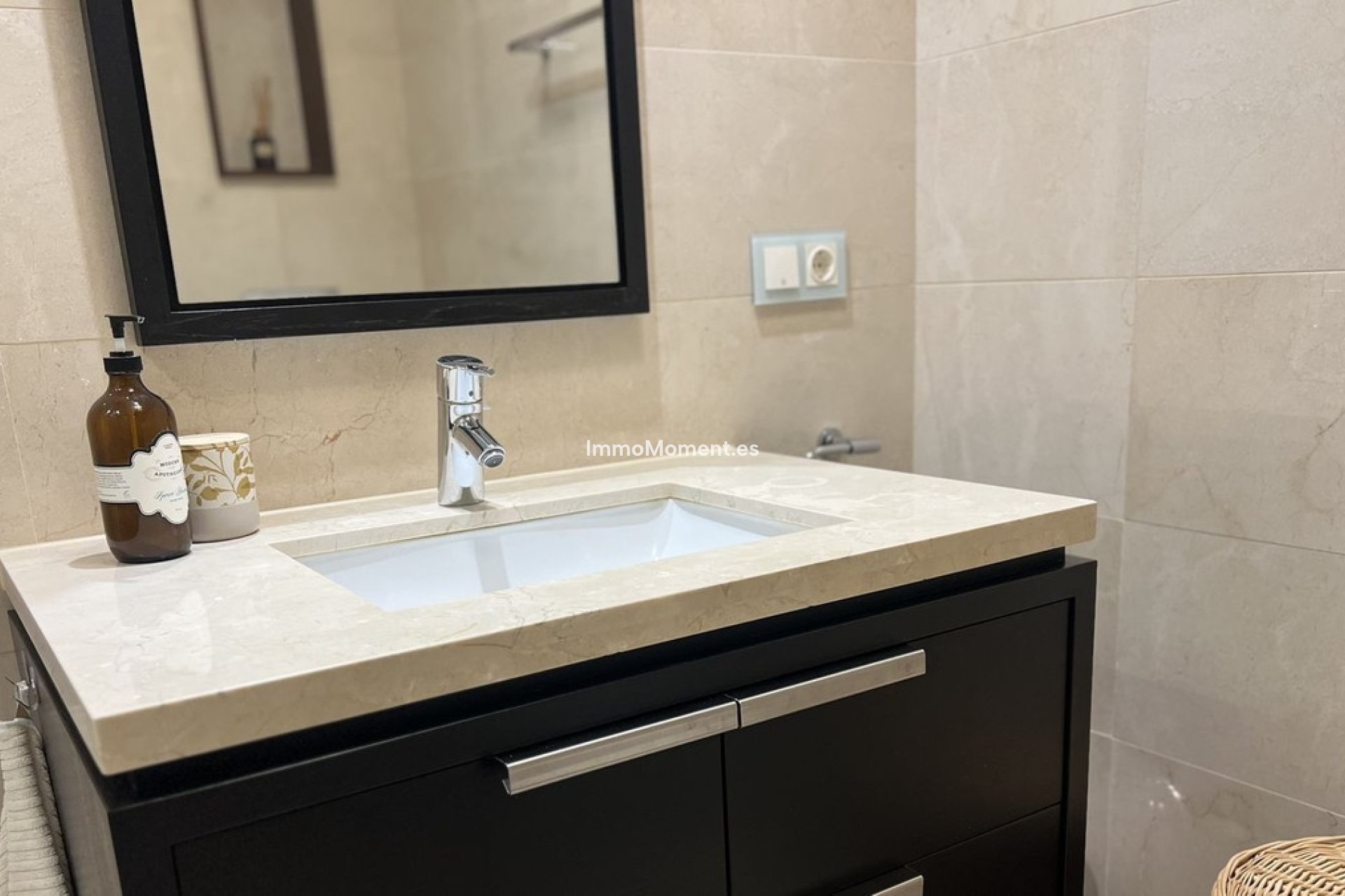 Resale - Apartment - Benahavís - La Quinta