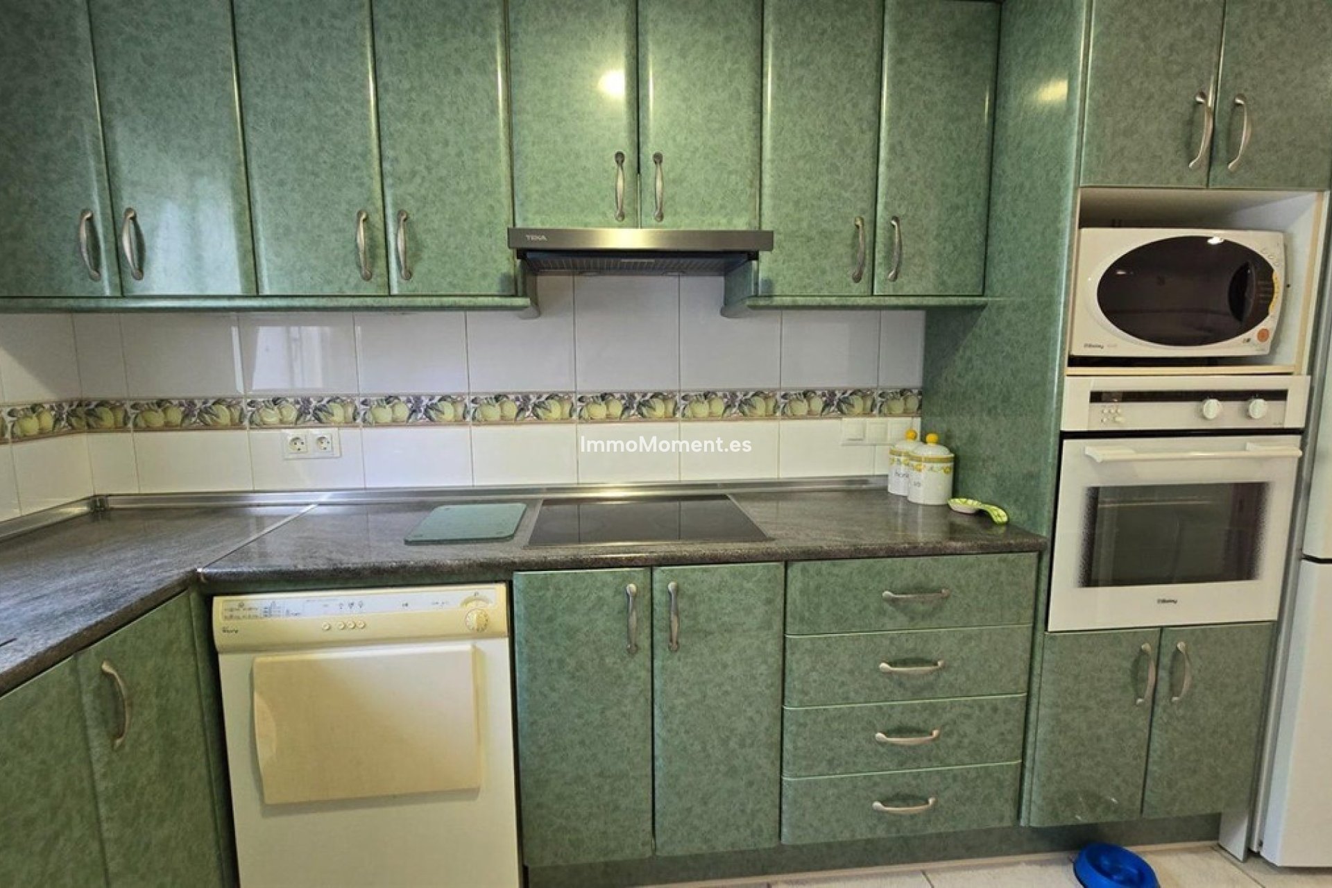 Resale - Apartment - Benahavís - La Quinta