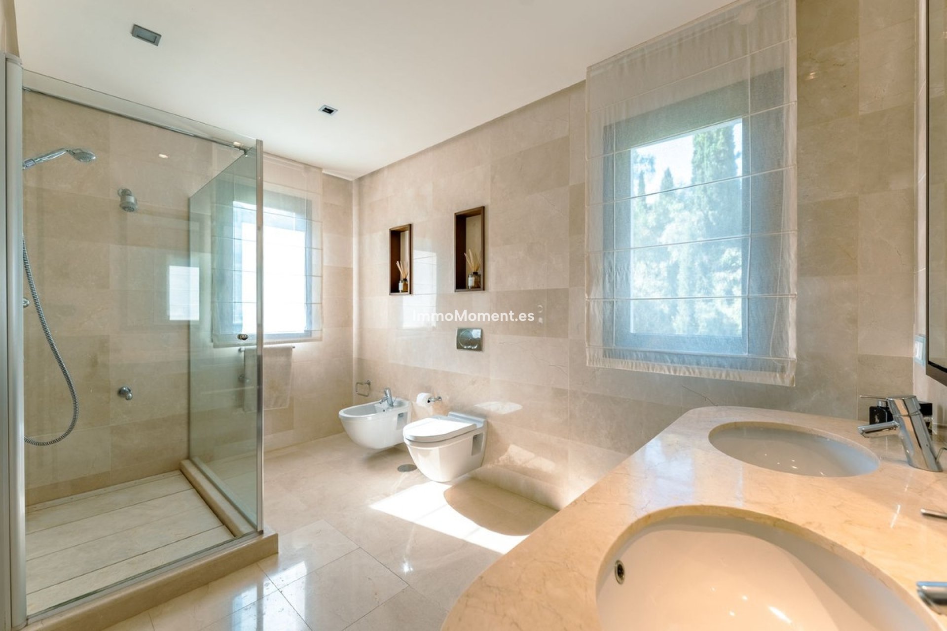Resale - Apartment - Benahavís - La Quinta