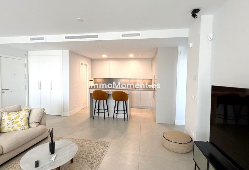 Resale - Apartment - Benahavís - La Quinta