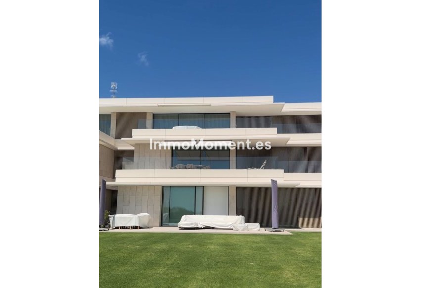 Resale - Apartment - Benahavís - La Quinta