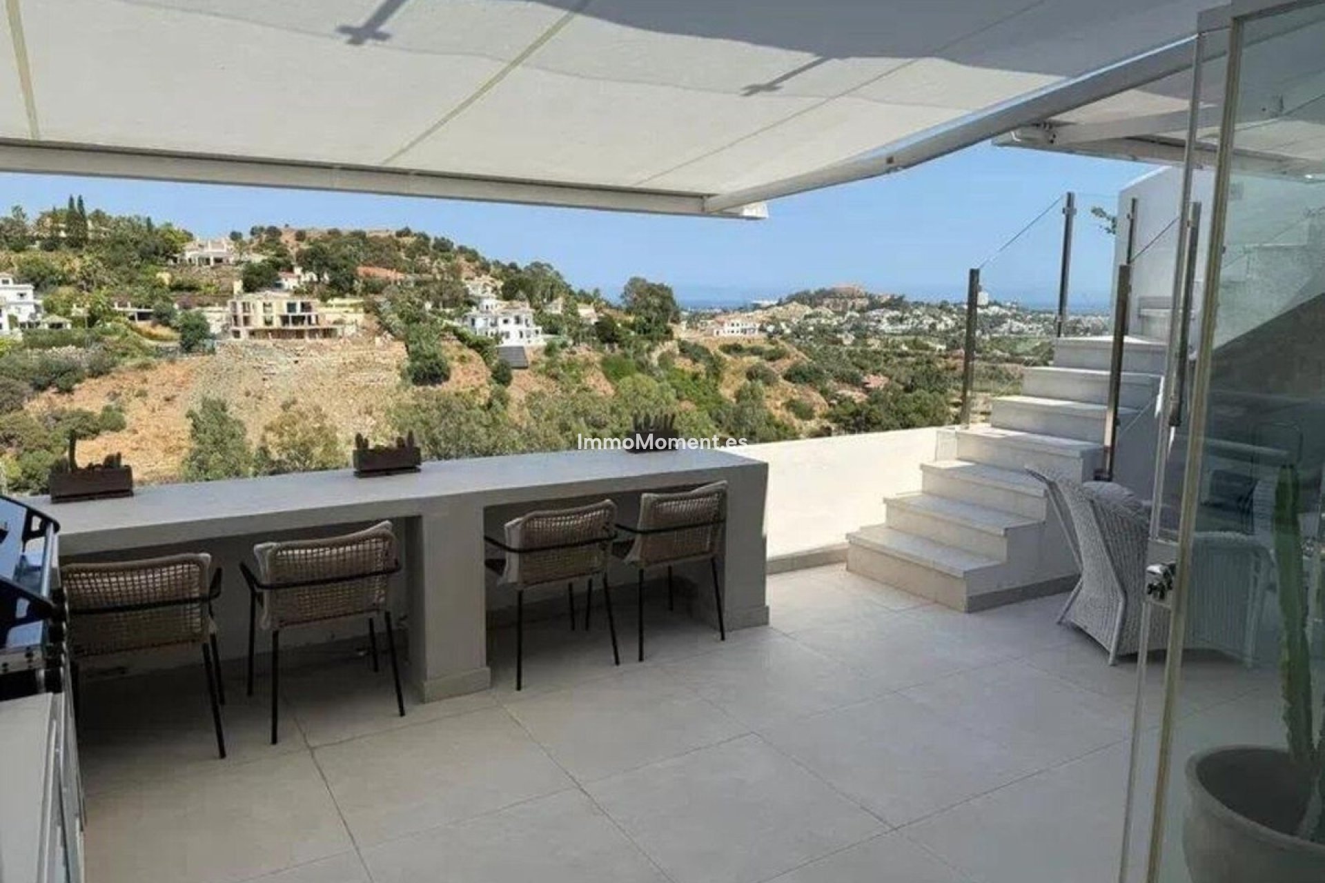 Resale - Apartment - Benahavís - La Quinta