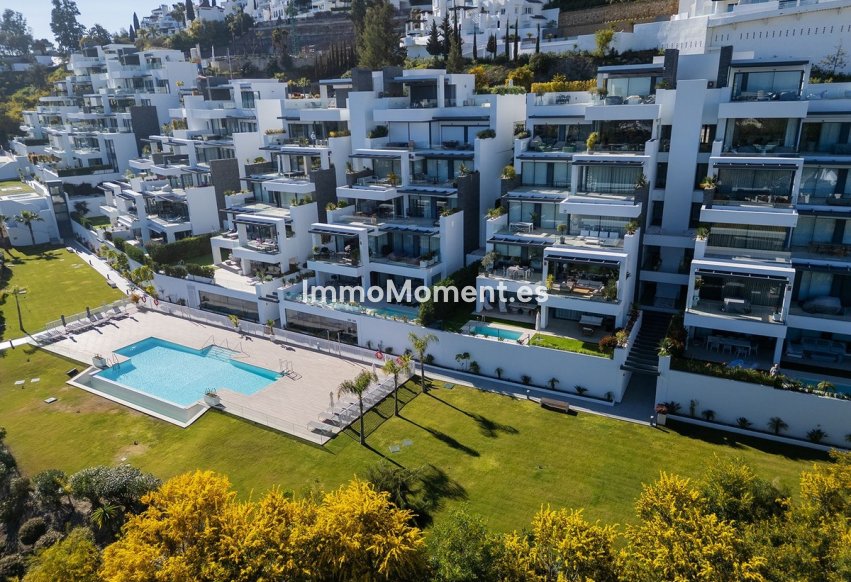 Resale - Apartment - Benahavís - La Quinta