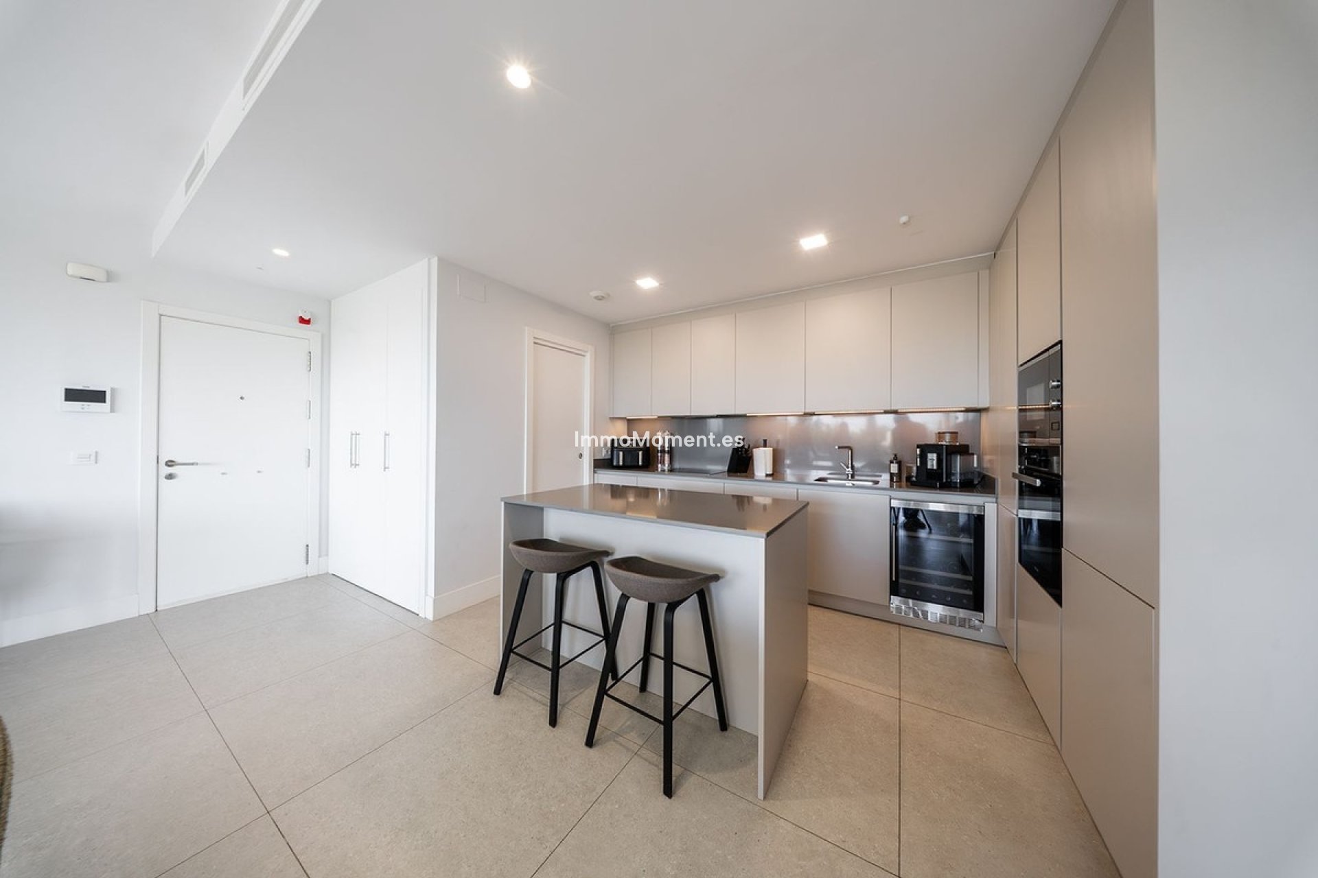 Resale - Apartment - Benahavís - La Quinta