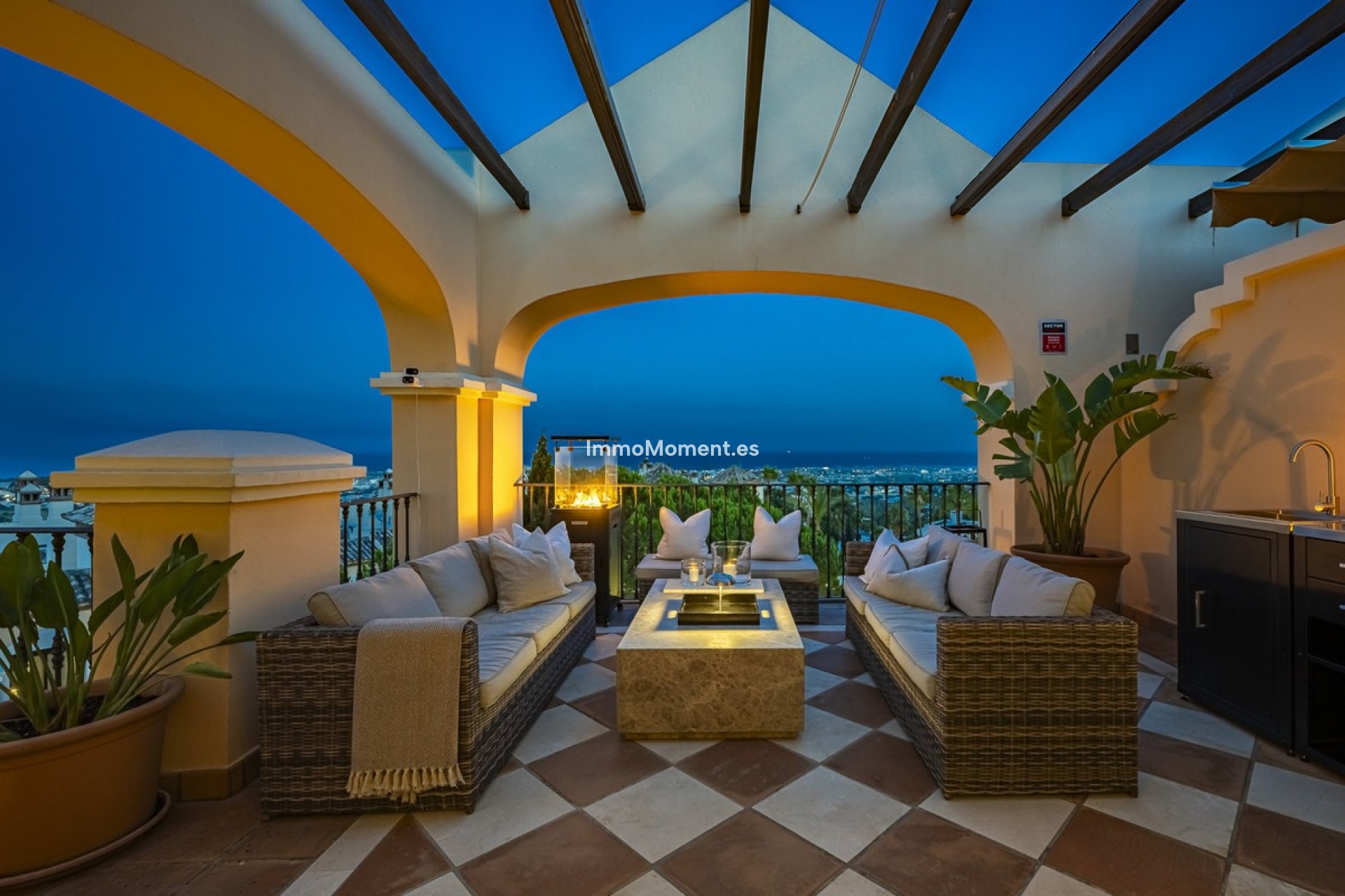 Resale - Apartment - Benahavís - La Quinta