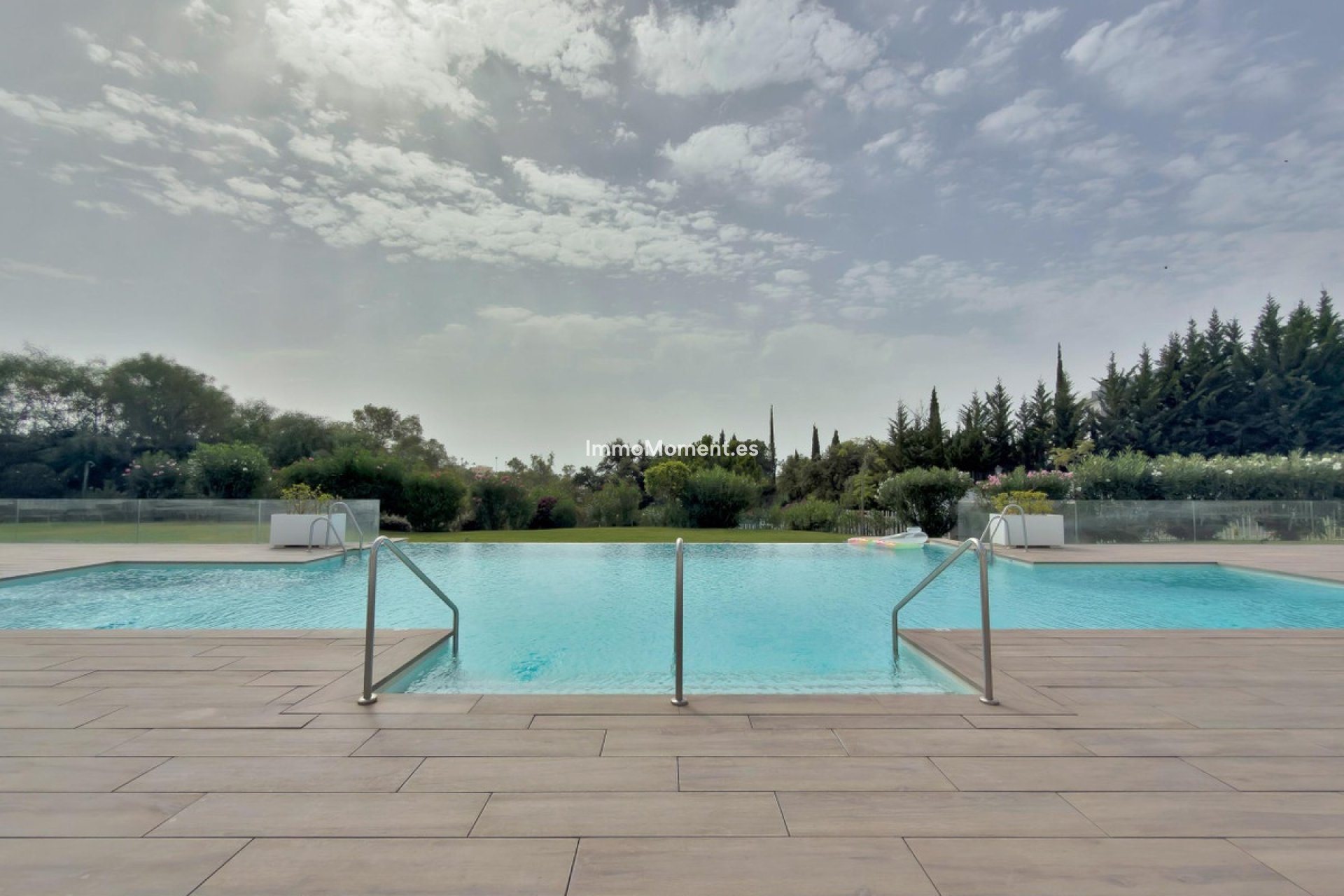 Resale - Apartment - Benahavís - La Quinta