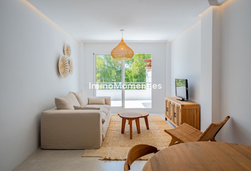 Resale - Apartment - Benahavís - Los Arqueros