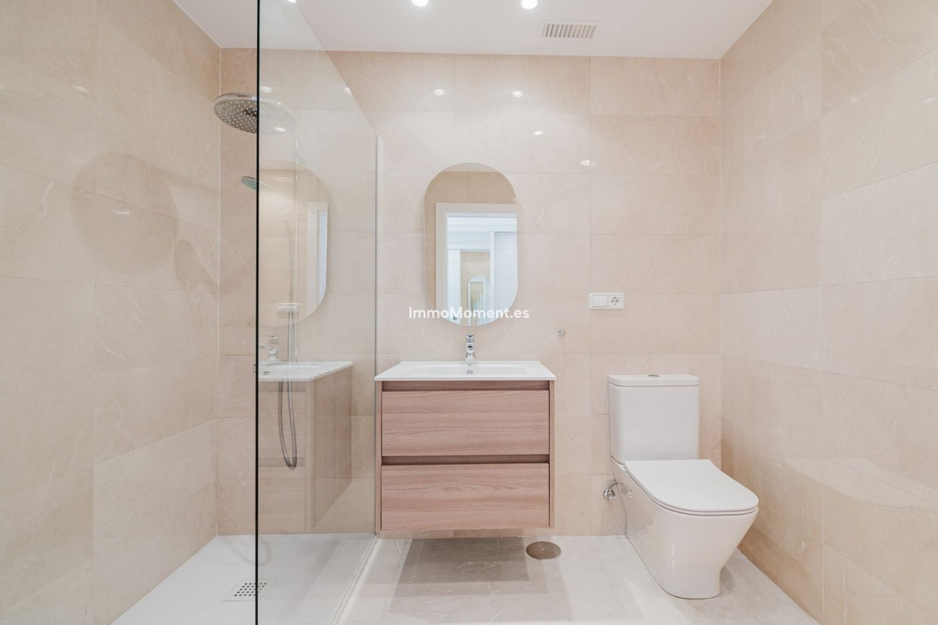 Resale - Apartment - Benahavís - Los Arqueros